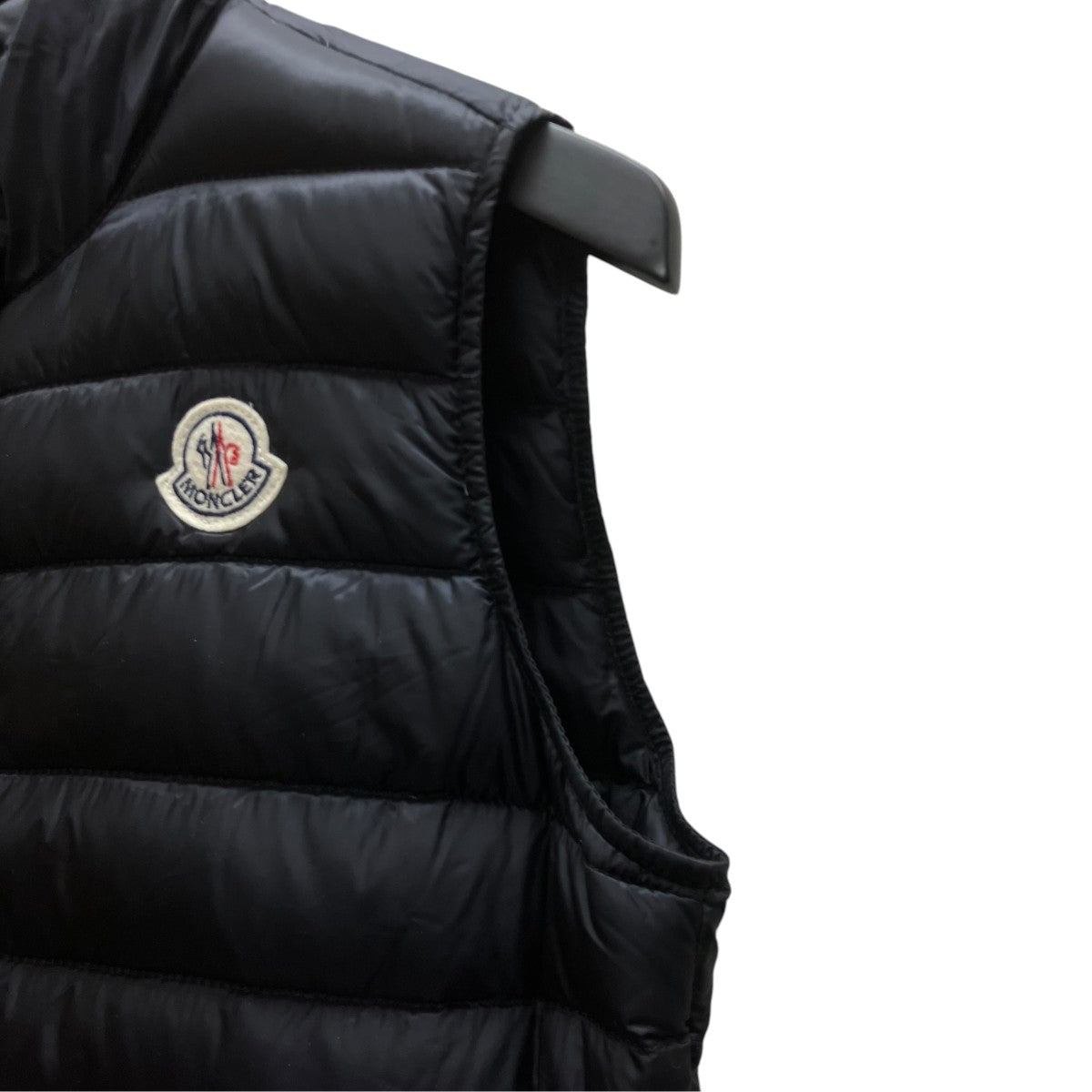 MONCLER ダウンベスト 古着・中古-3枚目のアイテム画像