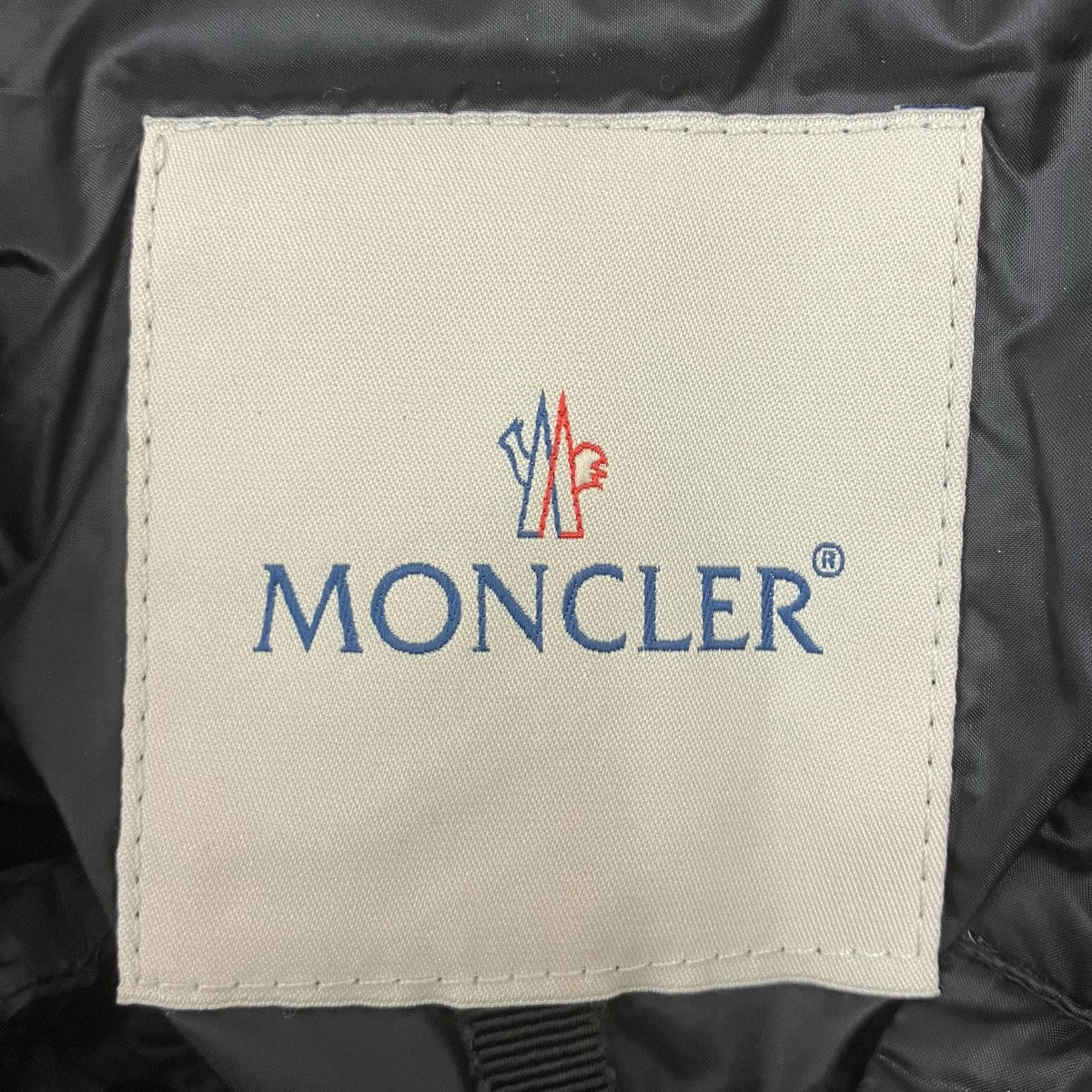 MONCLER ダウンベスト 古着・中古-5枚目のアイテム画像