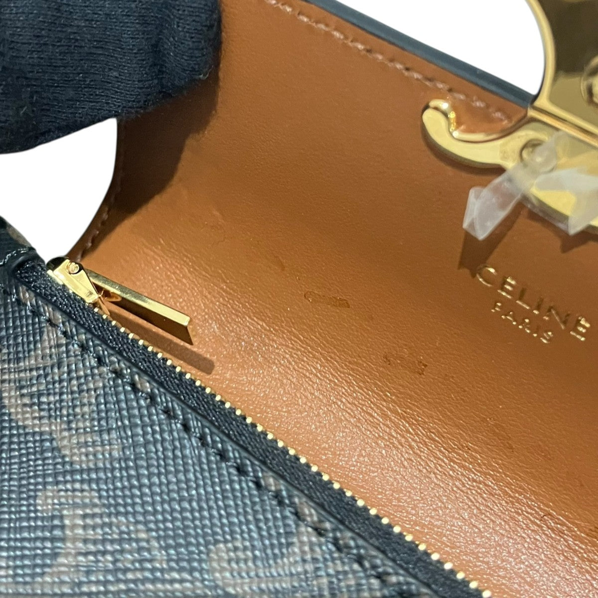 CELINE 【トリオンフフラップツキロングカードホルダー】カードケース10P072CQH.04LU 古着・中古-7枚目のアイテム画像