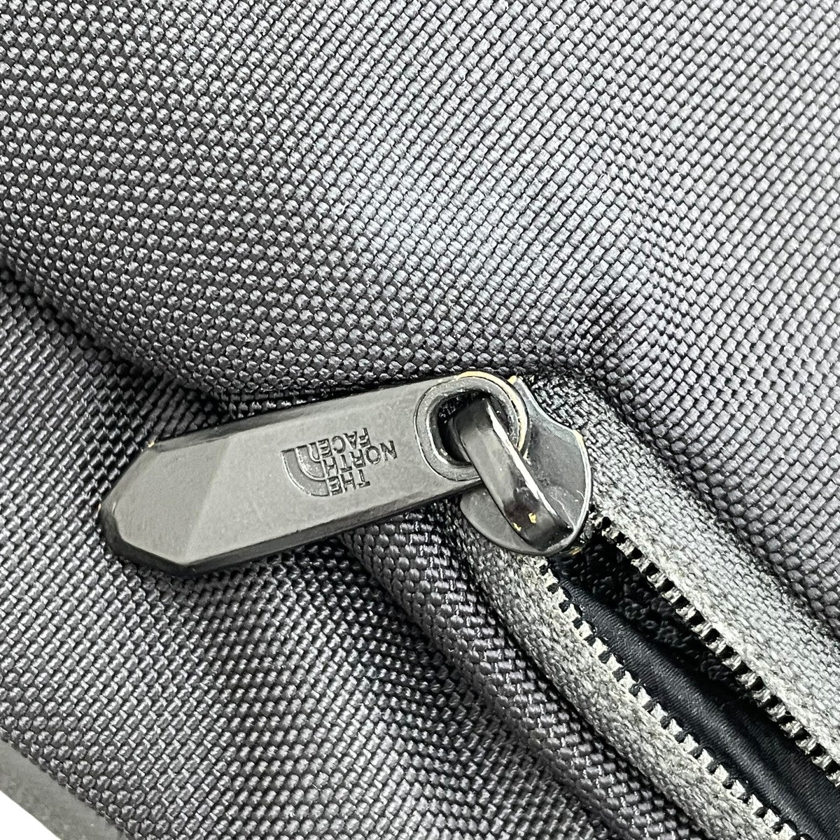 THE NORTH FACE 18LシャトルデイパックスリムバックパックNM82055 古着・中古-8枚目のアイテム画像