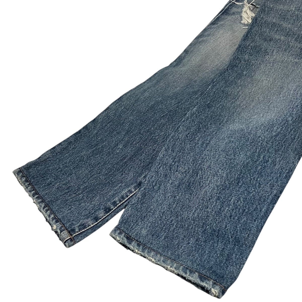 Saint Laurent Paris(サンローランパリ) クラッシュ加工デニムパンツ