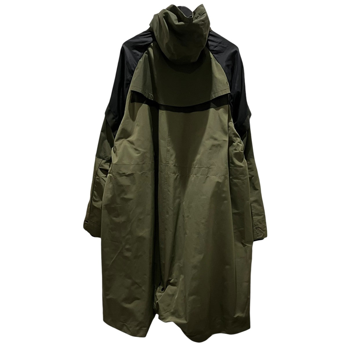 NIKE×sacai ナイロンコートDQ9028-222 古着・中古-2枚目のアイテム画像