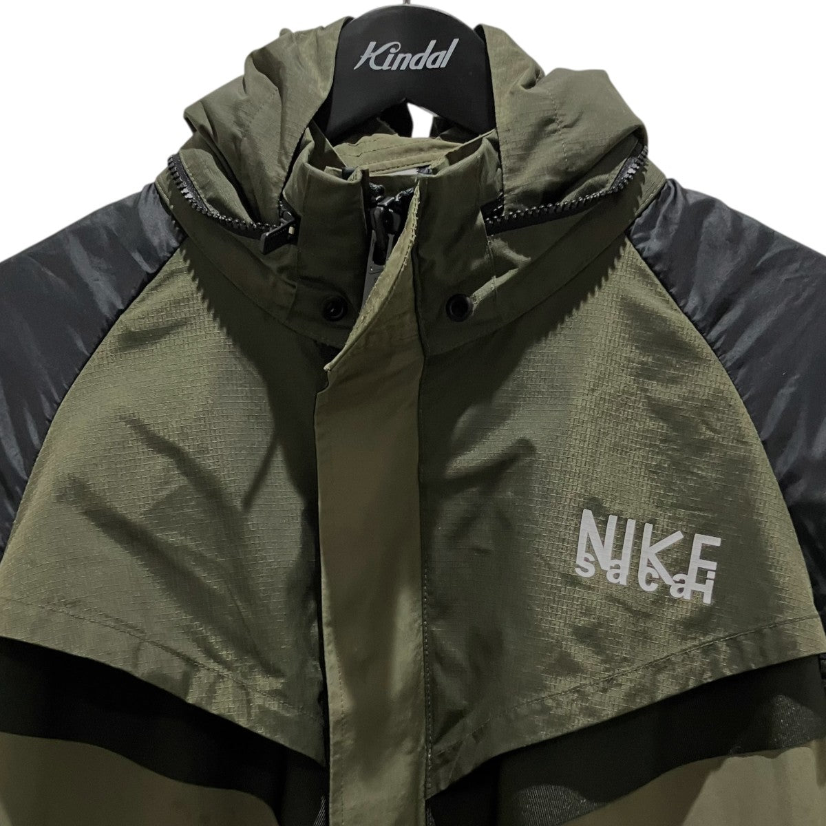 NIKE×sacai ナイロンコートDQ9028-222 古着・中古-3枚目のアイテム画像