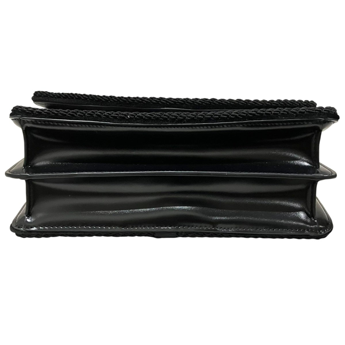 VALENTINO GARAVANI ショルダーバッグ - 黒 【古着】【中古】 valentino garavani - VALENTINO GARAVANI ショルダーバッグ 黒 【古着