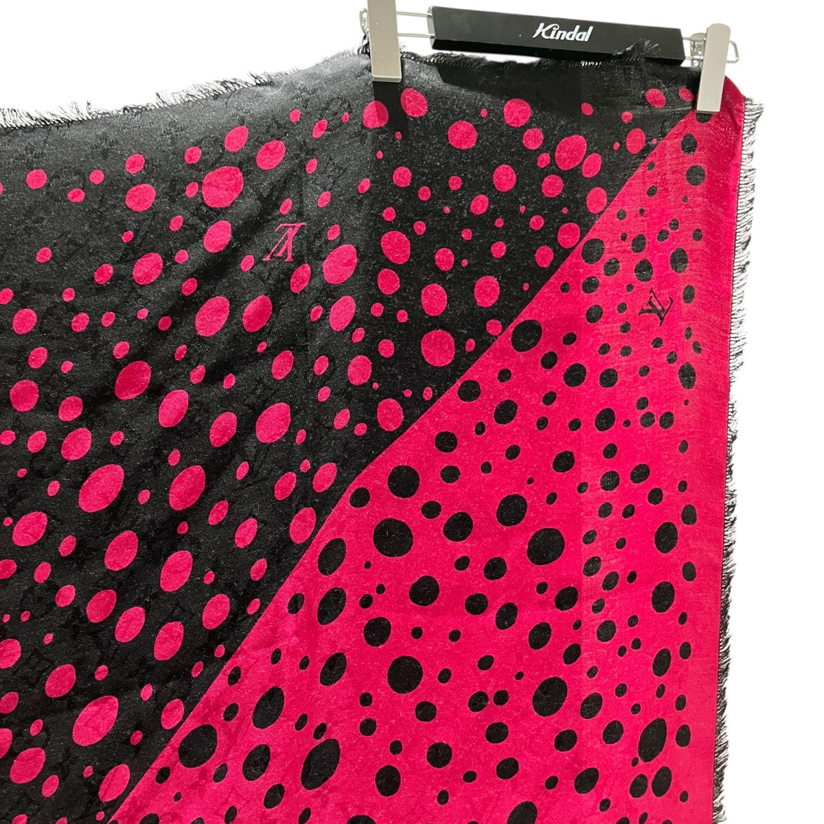 LOUIS VUITTON×草間彌生 Infinity Dots Shawl 140ショールM78304 古着・中古-5枚目のアイテム画像