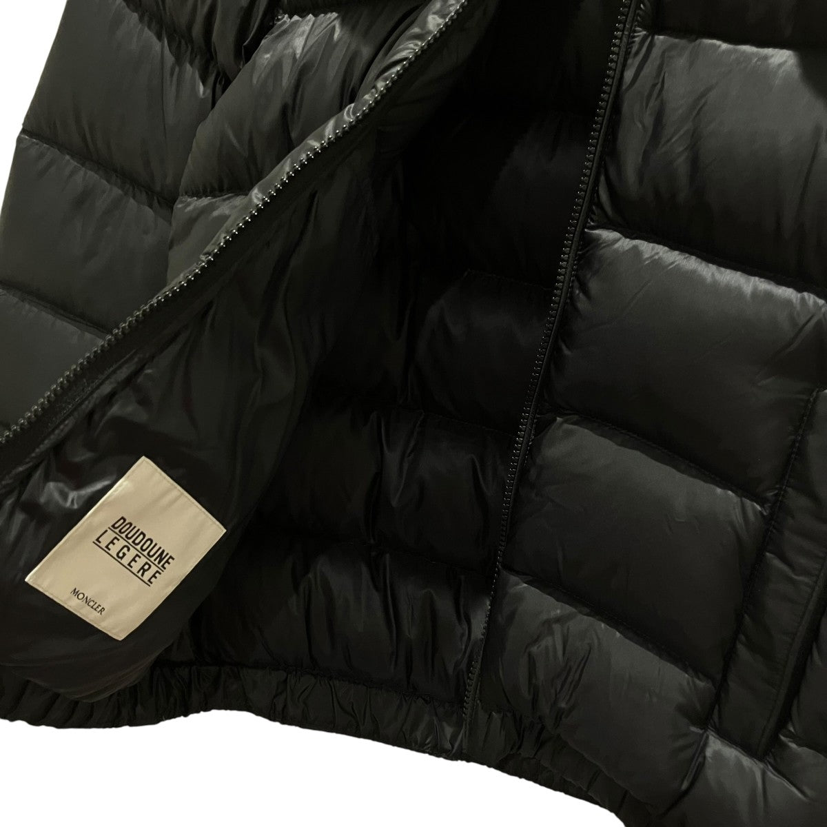 MONCLER 【WILLM】ダウンジャケットE20914135585 古着・中古-4枚目のアイテム画像