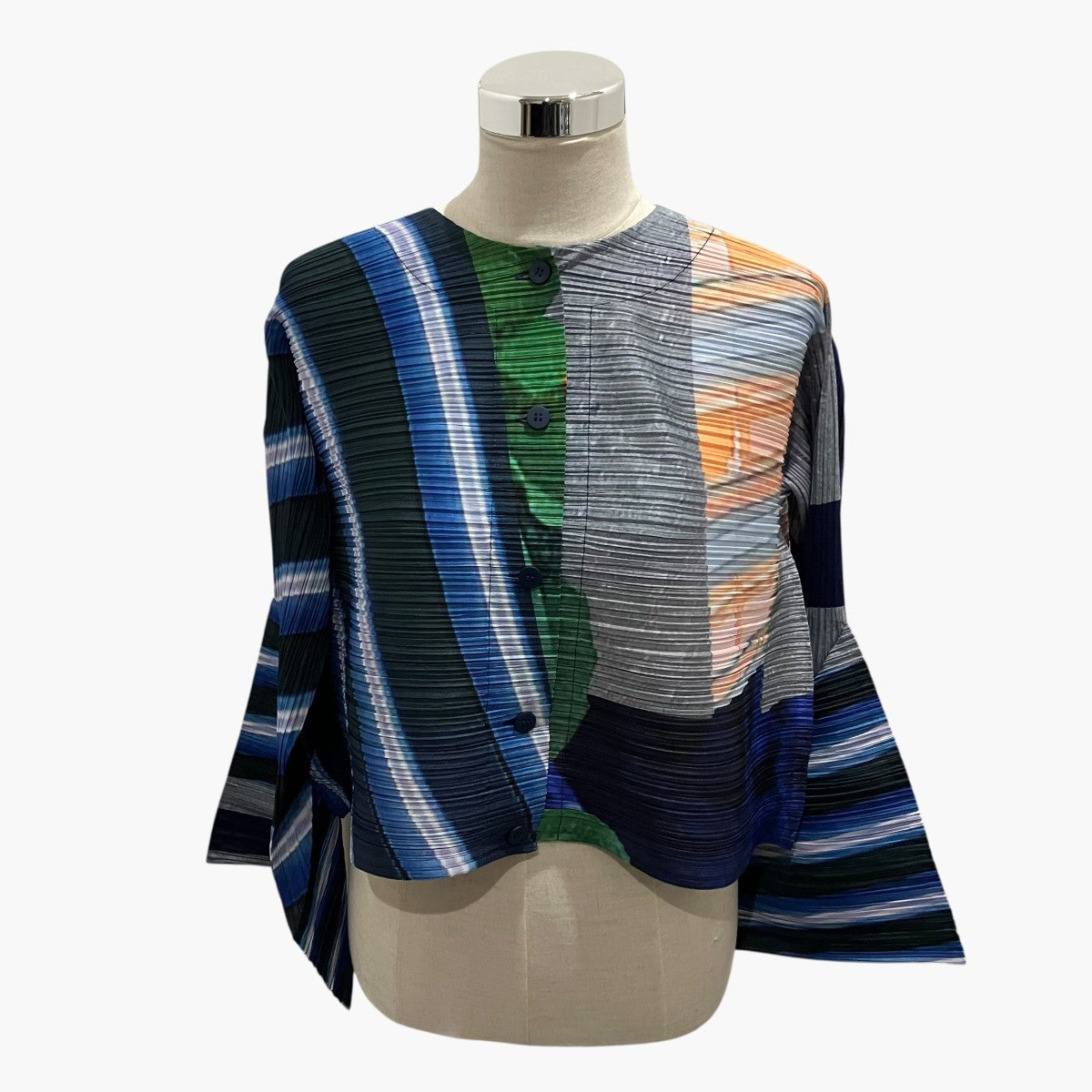 PLEATS PLEASE 26SS【CITY COLLAGE】プリーツカーディガンPP61JO673 古着・中古-1枚目のアイテム画像