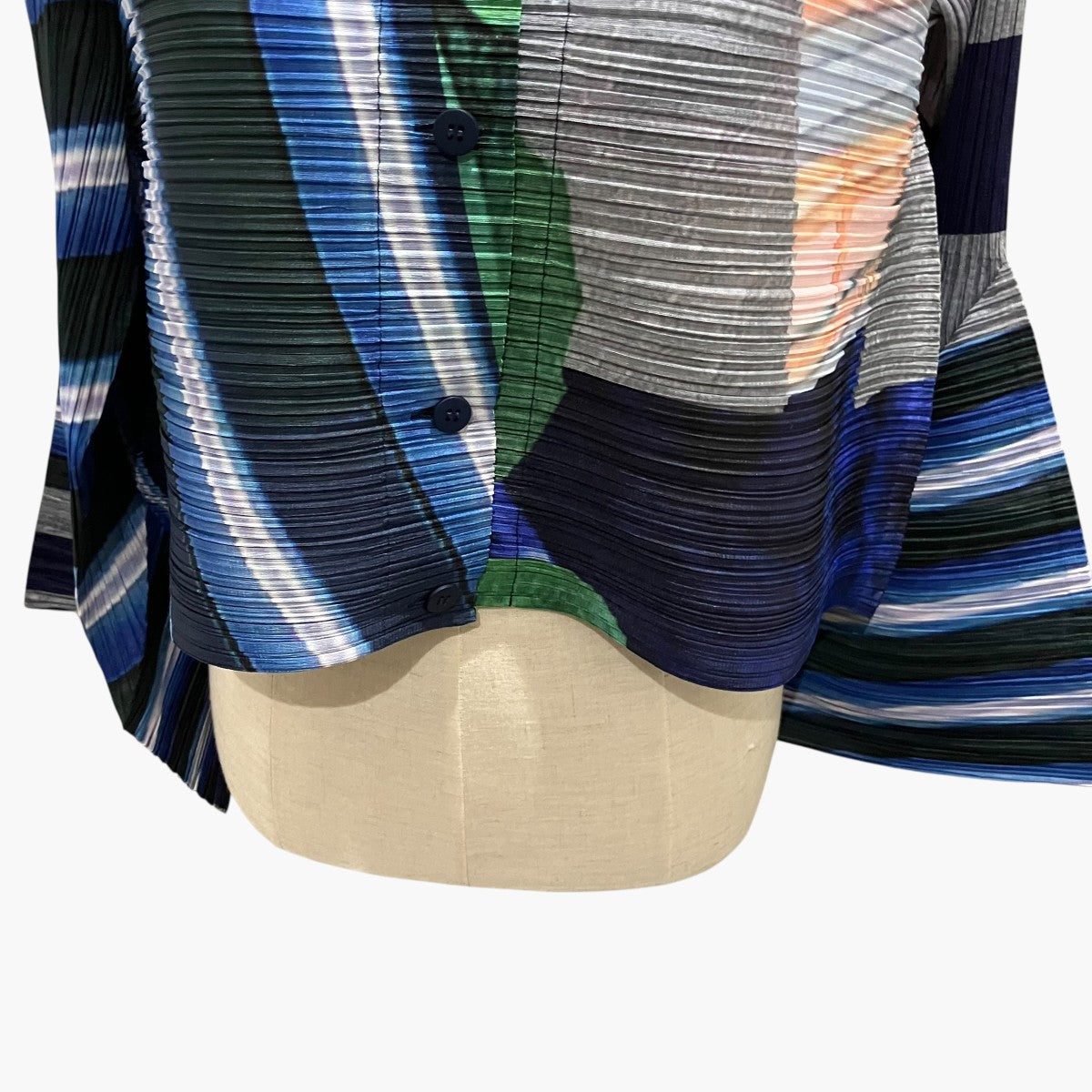 PLEATS PLEASE 26SS【CITY COLLAGE】プリーツカーディガンPP61JO673 古着・中古-4枚目のアイテム画像