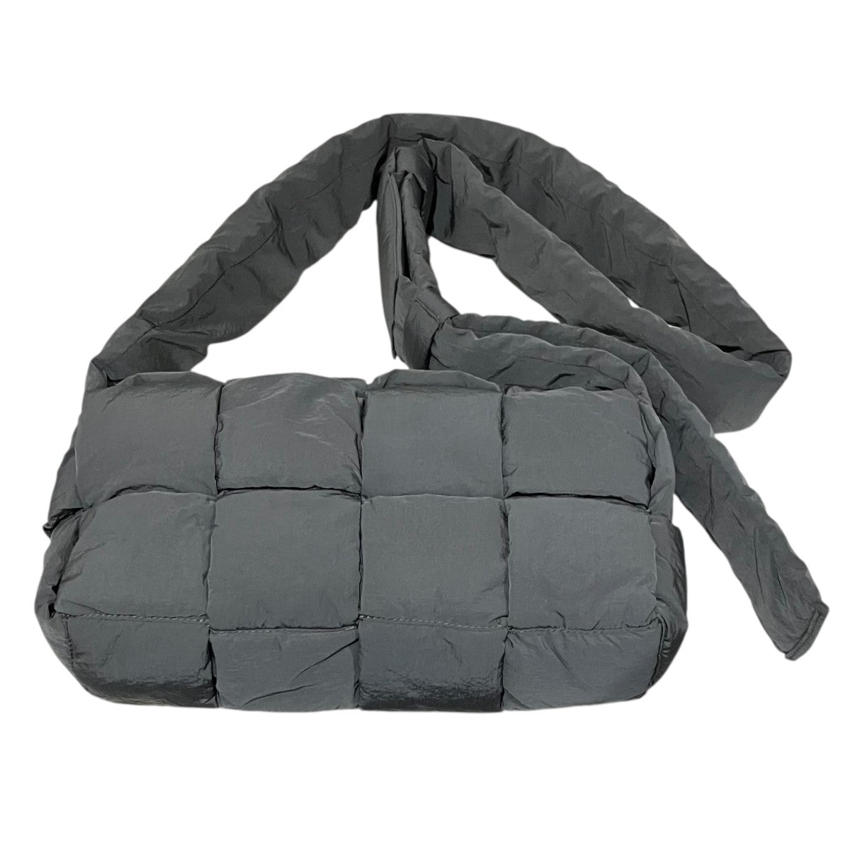 BOTTEGA VENETA 【マキシイントレチャート カセット】ナイロンショルダーバッグ 古着・中古-3枚目のアイテム画像
