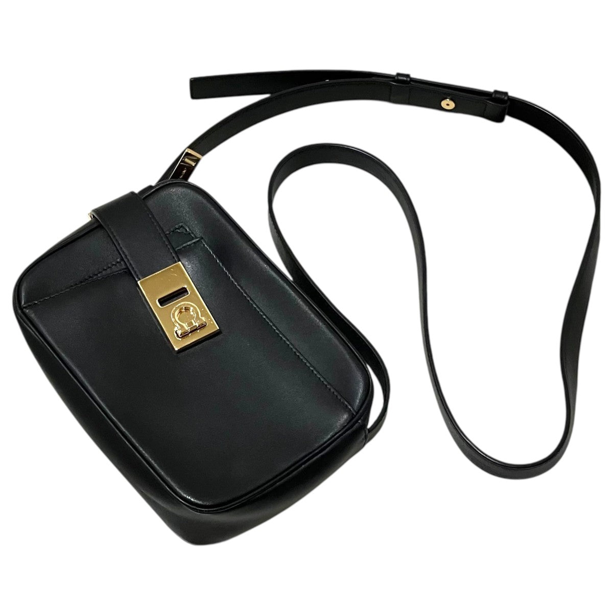 Ferragamo ガンチーニカメラバック 古着・中古-1枚目のアイテム画像
