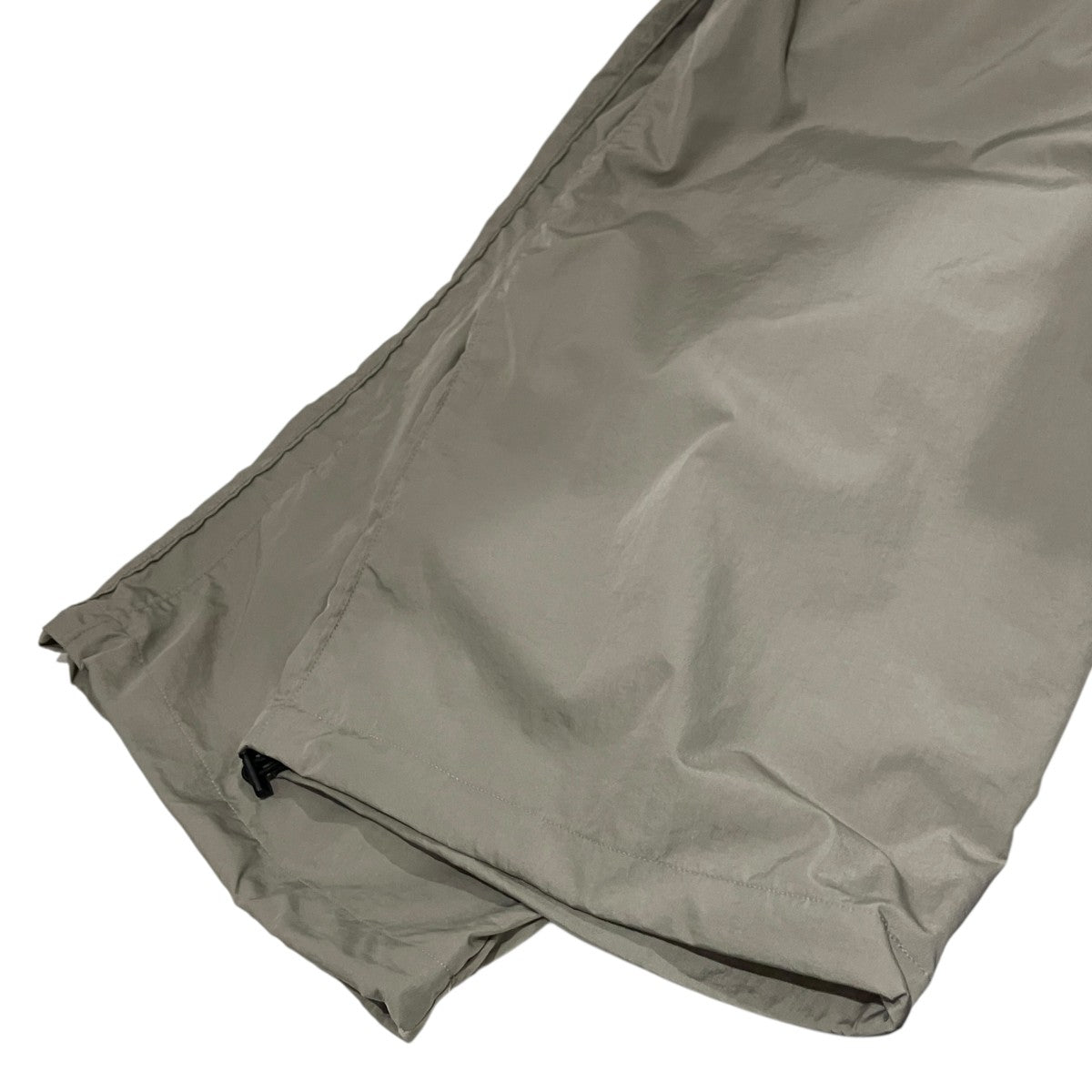 ssstein 【NYLON TWILL CARGO EASY TROUSERS】イージーパンツST.983 古着・中古-4枚目のアイテム画像