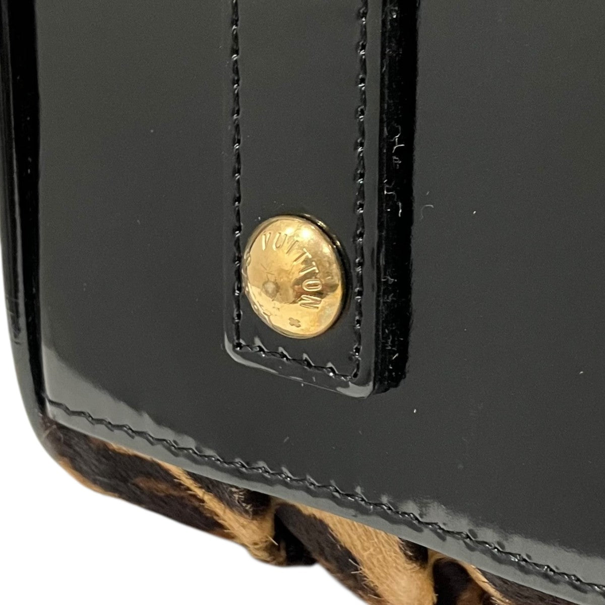 LOUIS VUITTON 【スティーブン】ショルダーバッグM95281 古着・中古-3枚目のアイテム画像
