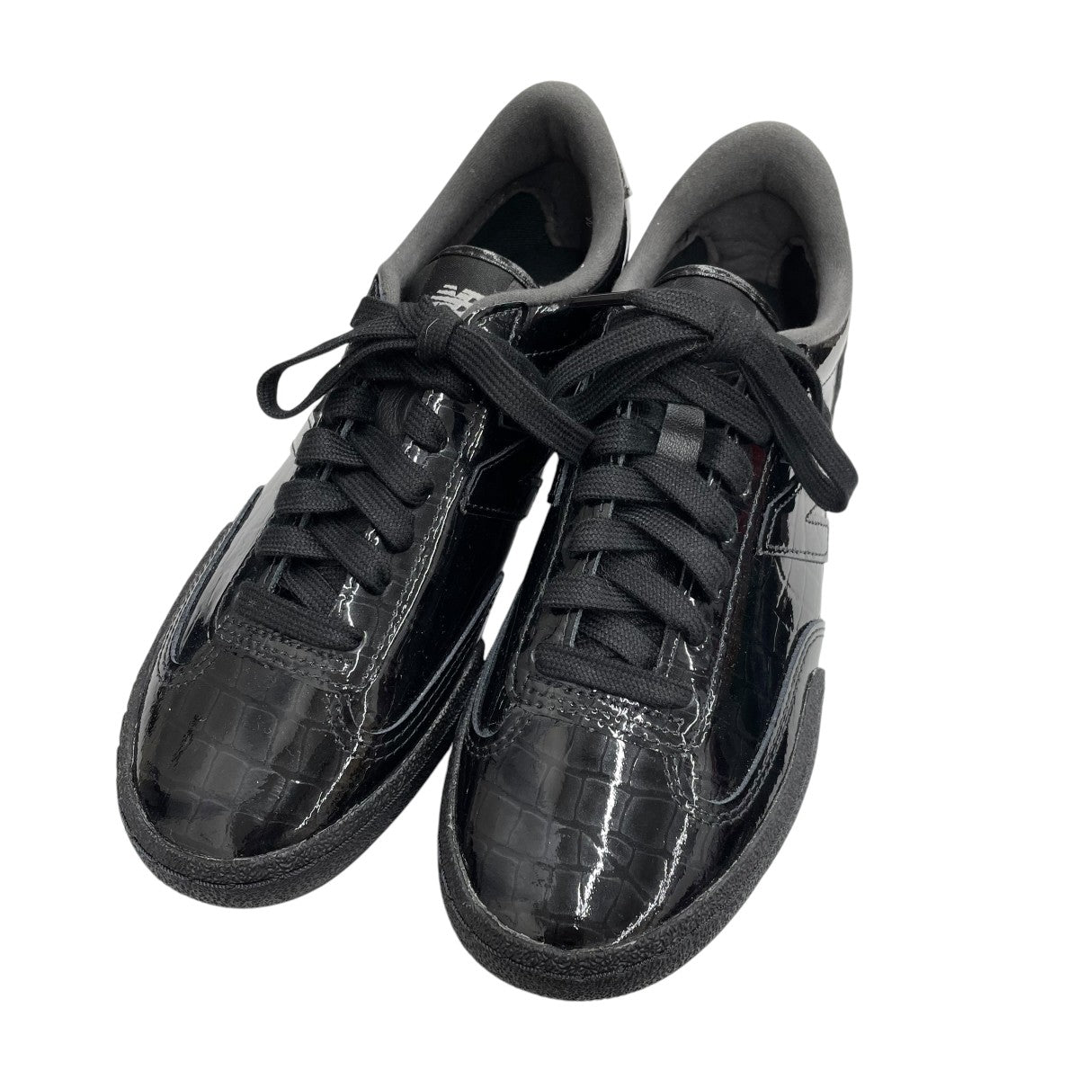 NEW BALANCE Gator RunスニーカーUGTR2SV 古着・中古-1枚目のアイテム画像