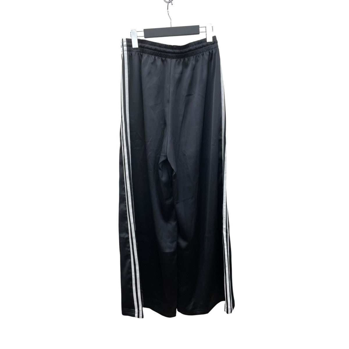 adidas サテントラックパンツ 古着・中古-2枚目のアイテム画像