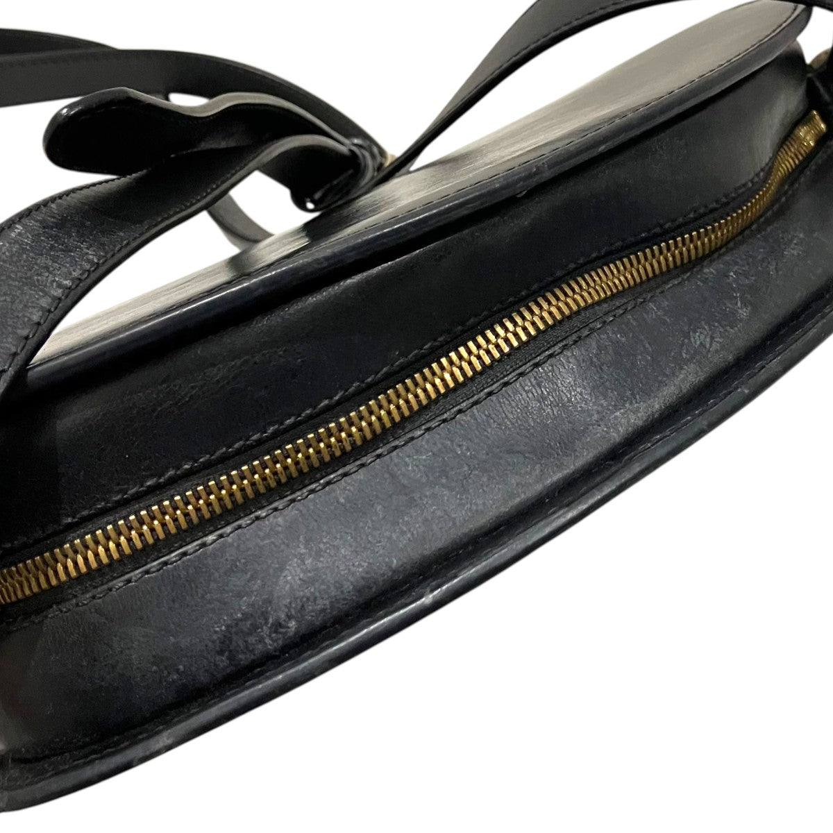 A．P．C． ハーフムーンショルダーバッグ 古着・中古-7枚目のアイテム画像