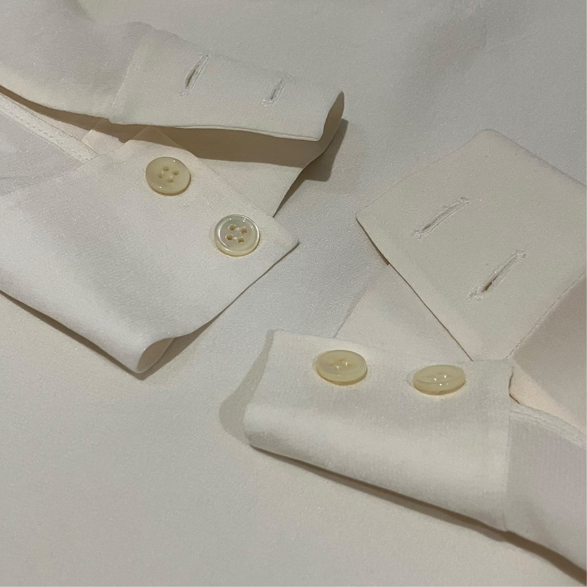 Saint Laurent Paris 長袖ブラウス497413 Y101W9935 古着・中古-5枚目のアイテム画像