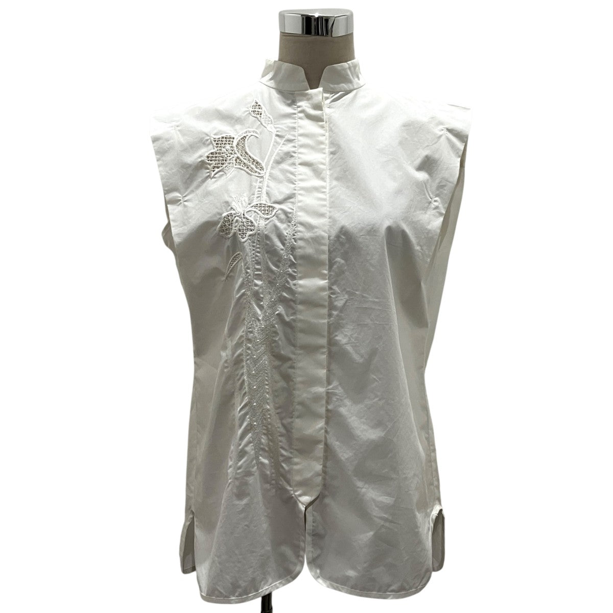 【Botanical Embroidery Sleeveless Shirt】ノースリーブブラウスMM21SS-SH012