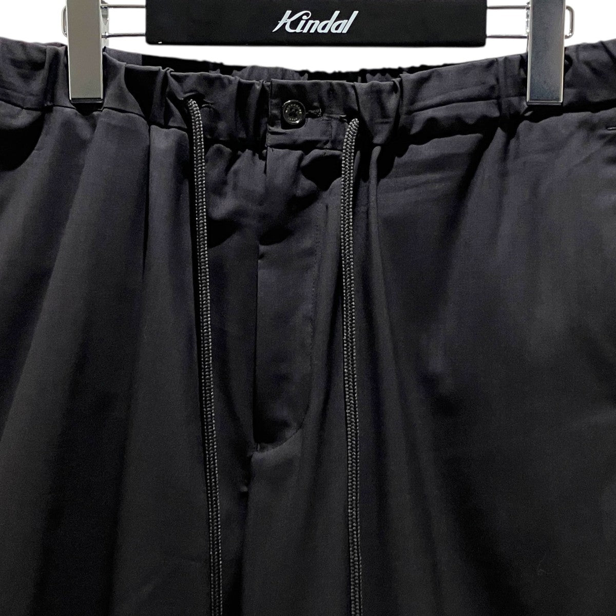MARKAWARE 【FLAT TAPERED EASY SHORTS 】サマーウールハーフパンツA25B03PT02B 古着・中古-3枚目のアイテム画像