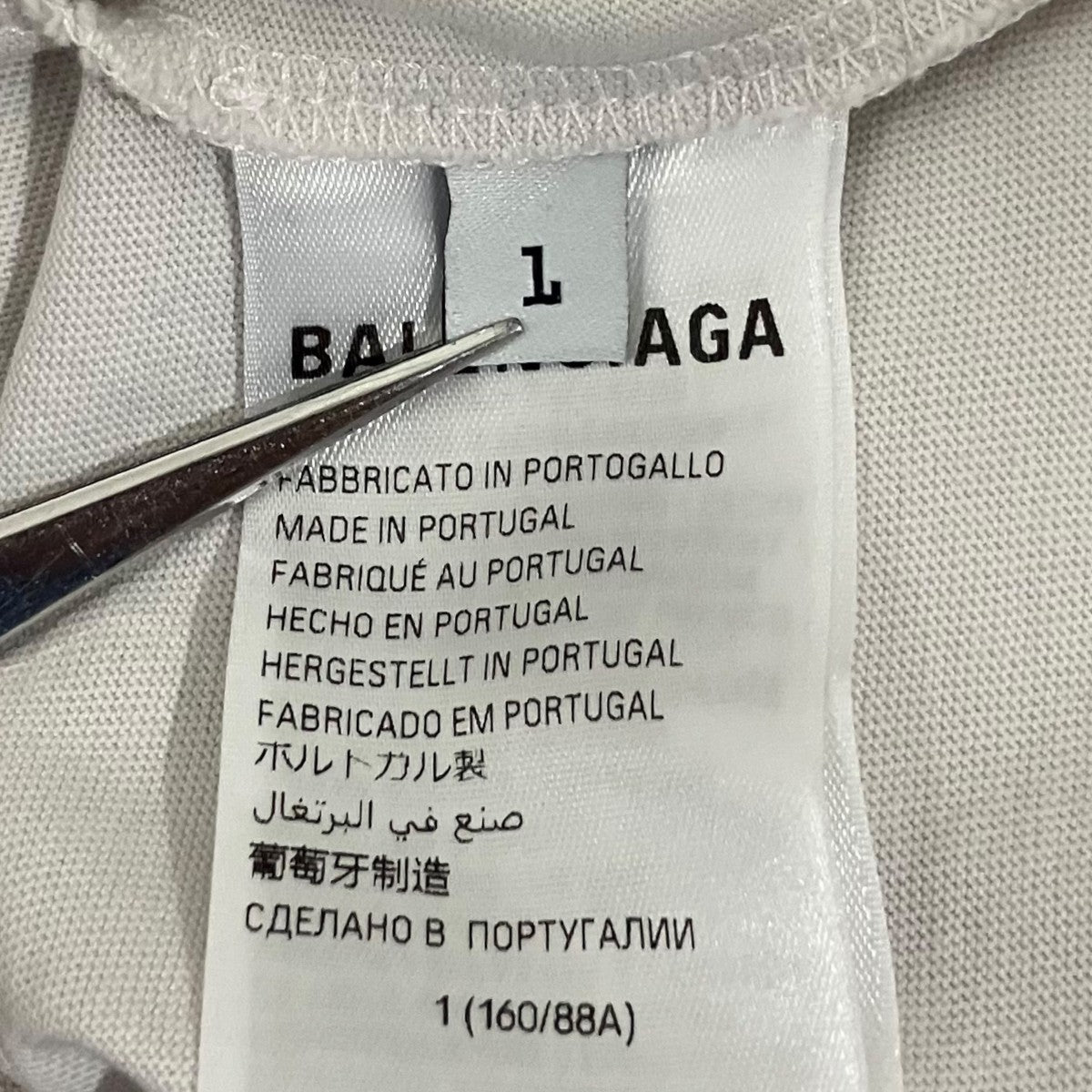 ピアス装飾ダメージ加工Tシャツ761460