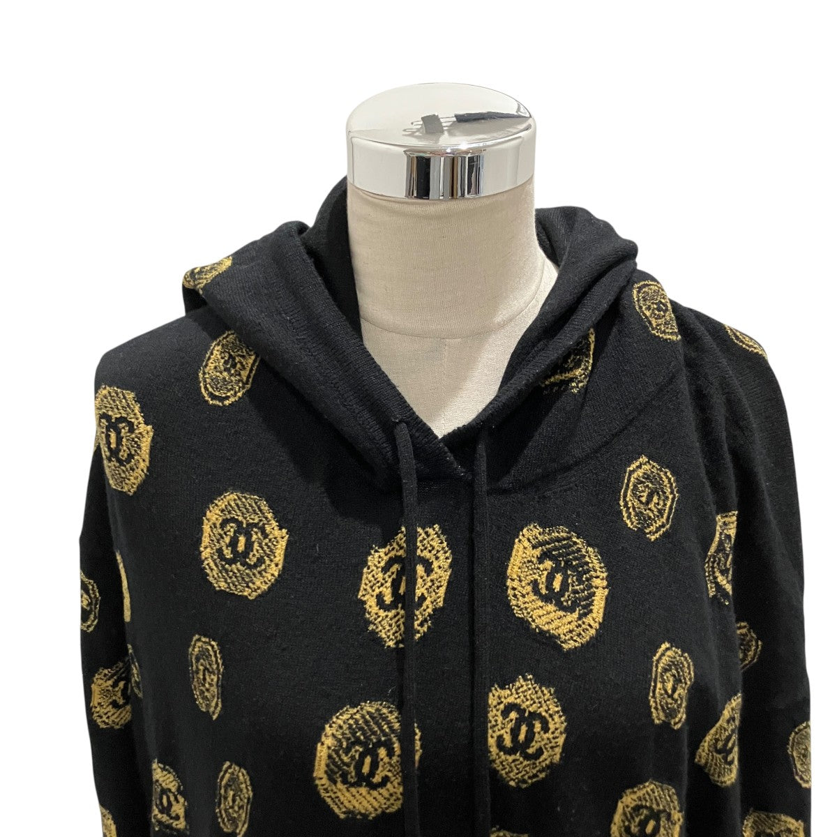 CHANEL ニットパーカーP70993K10160 古着・中古-3枚目のアイテム画像