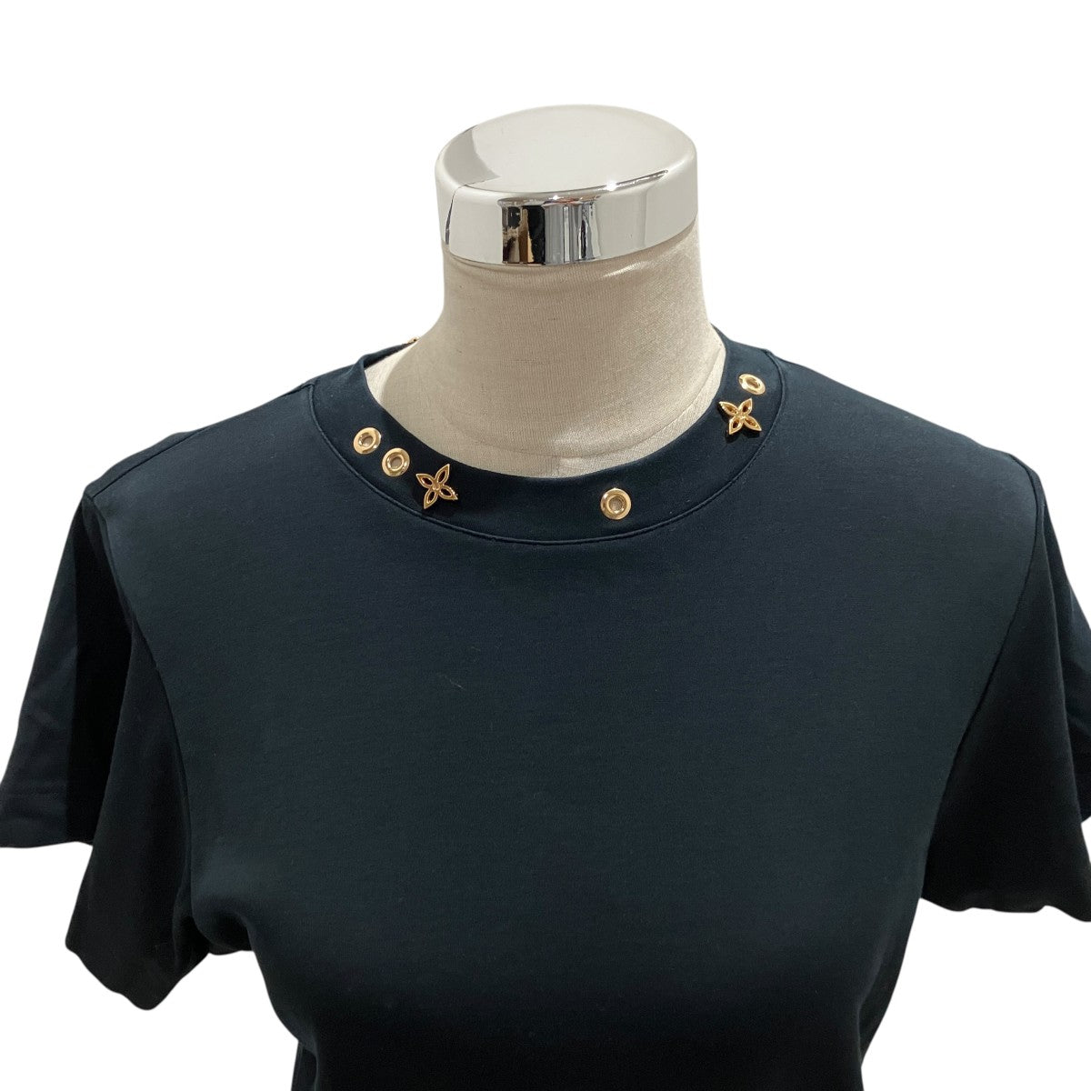 LOUIS VUITTON 襟装飾TシャツRW191W JG2 FGTS03 古着・中古-3枚目のアイテム画像