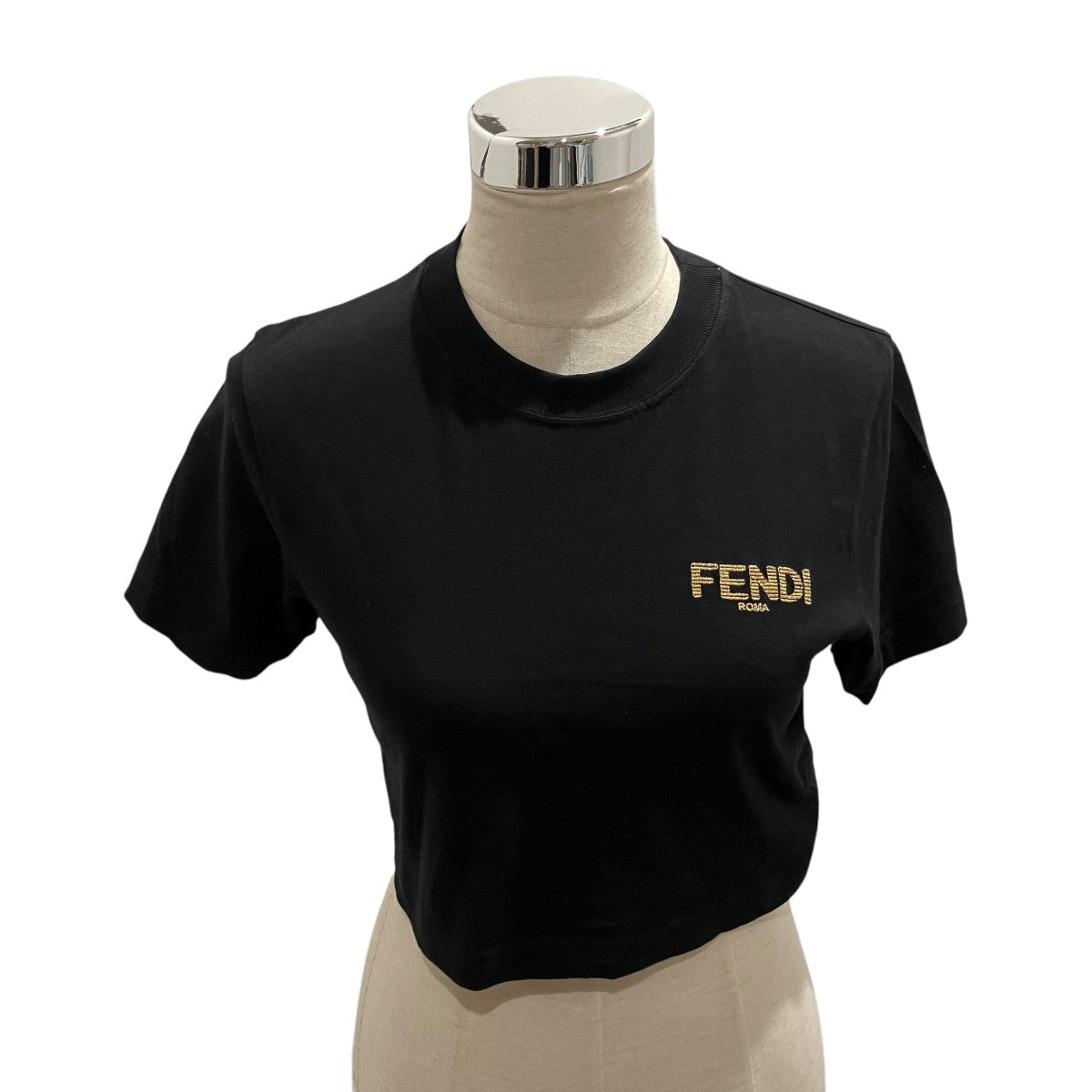 FENDI クロップドTシャツFS7901 AKS3 古着・中古-1枚目のアイテム画像