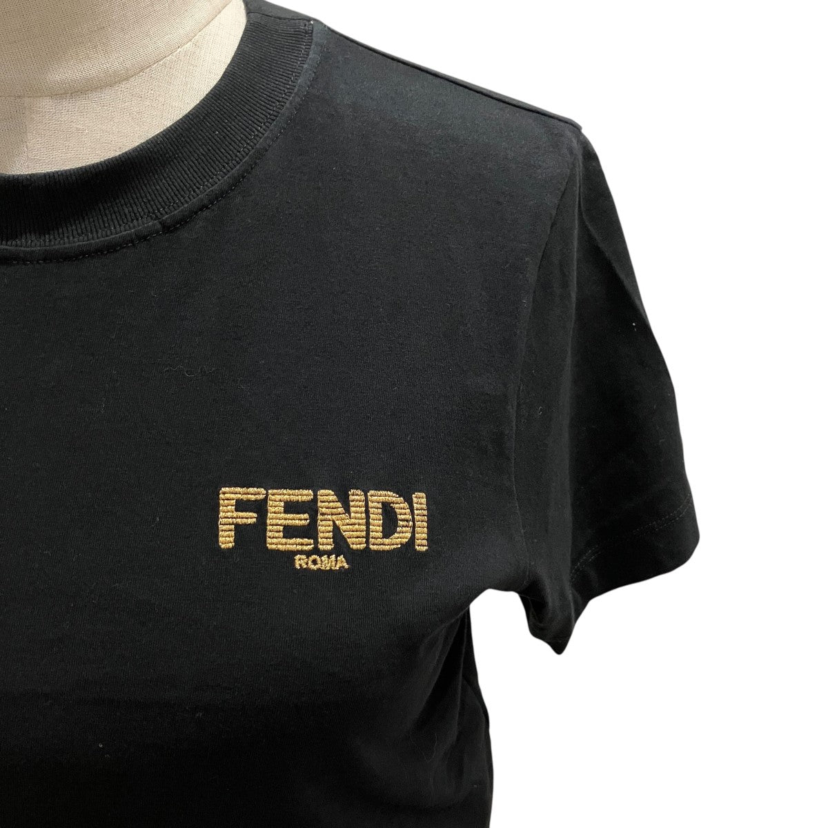 FENDI クロップドTシャツFS7901 AKS3 古着・中古-4枚目のアイテム画像