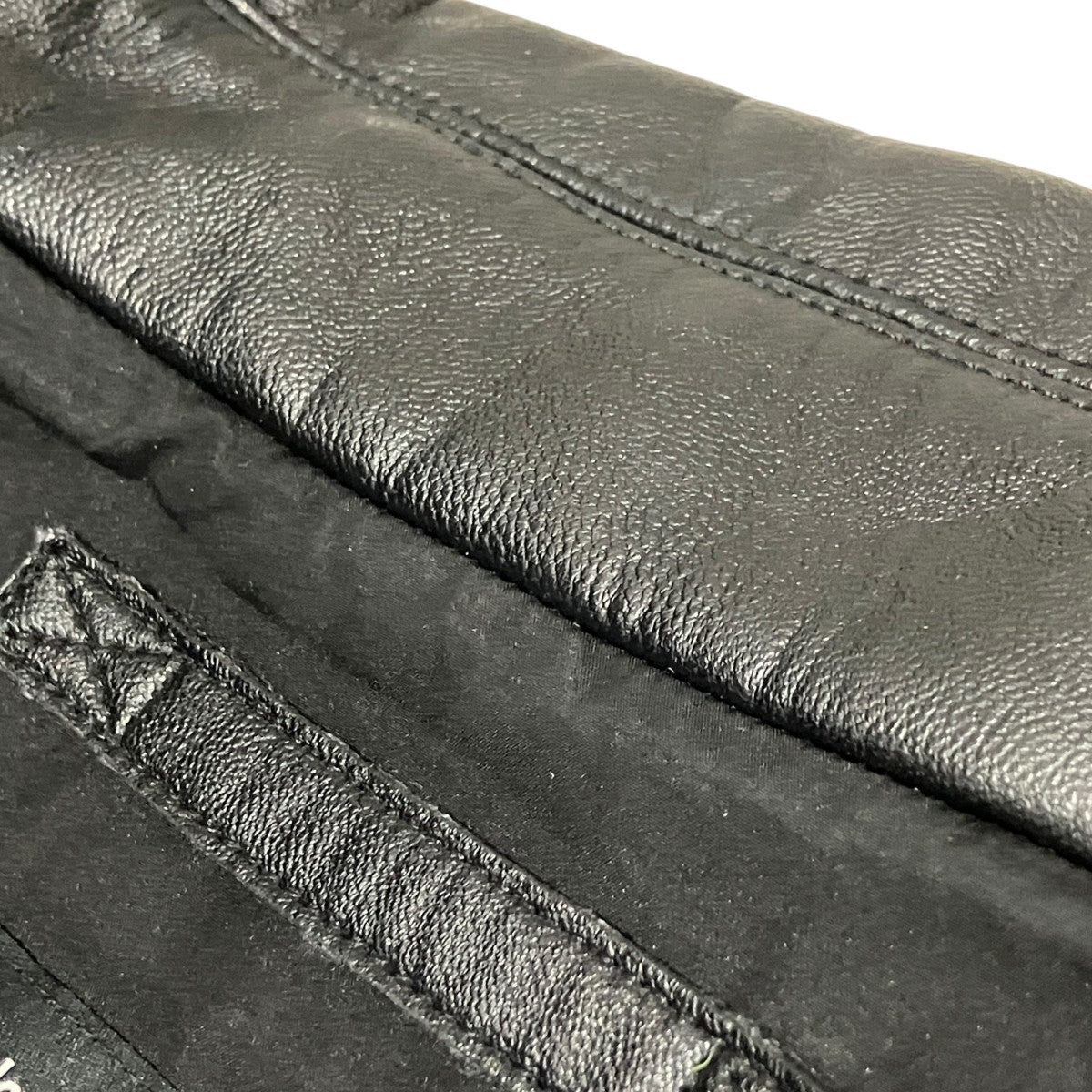【PLEATHER BOMBER JACKET】フェイクレザージャケットJD9795