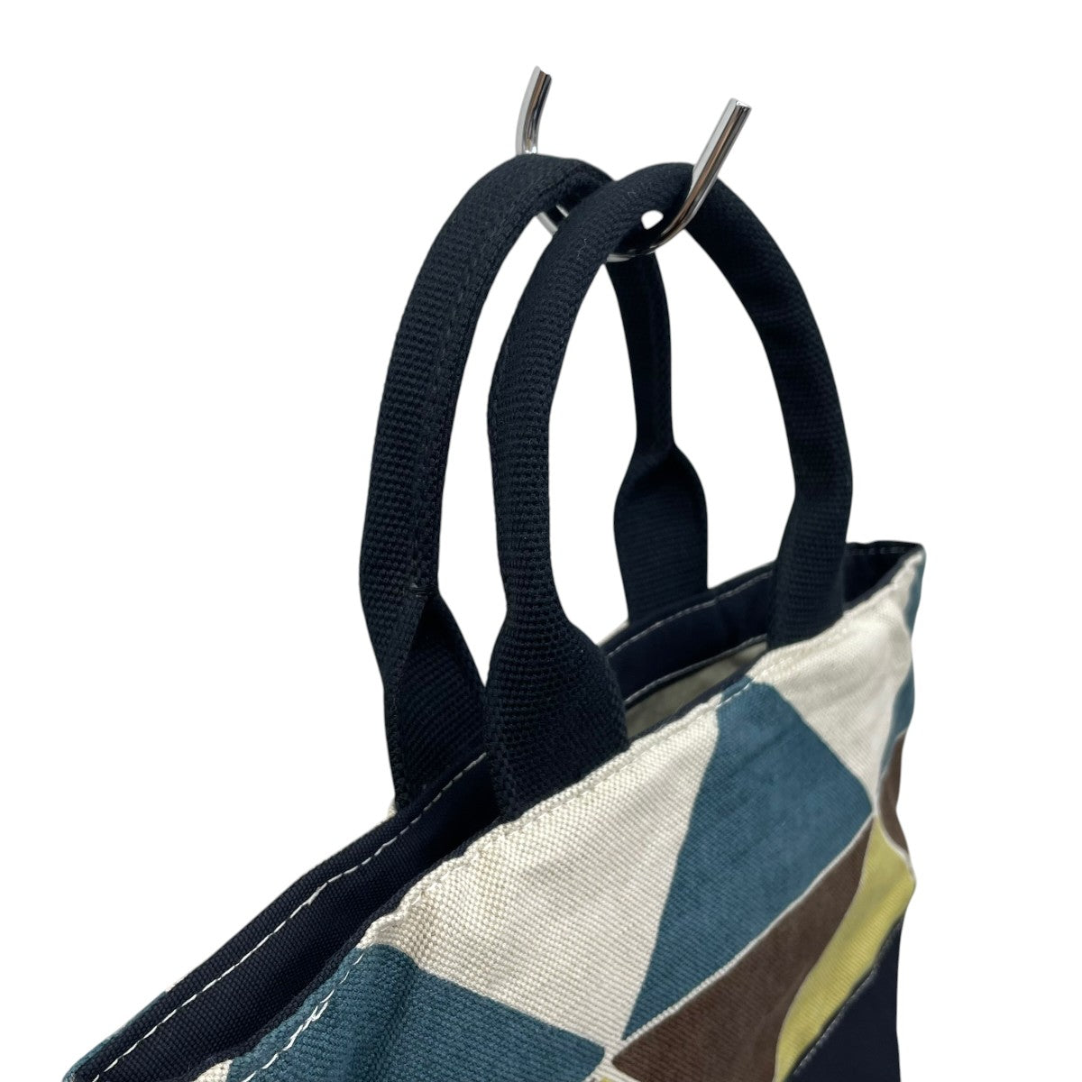 MARNI×伊勢丹 キャンバスハンドバッグ 古着・中古-3枚目のアイテム画像