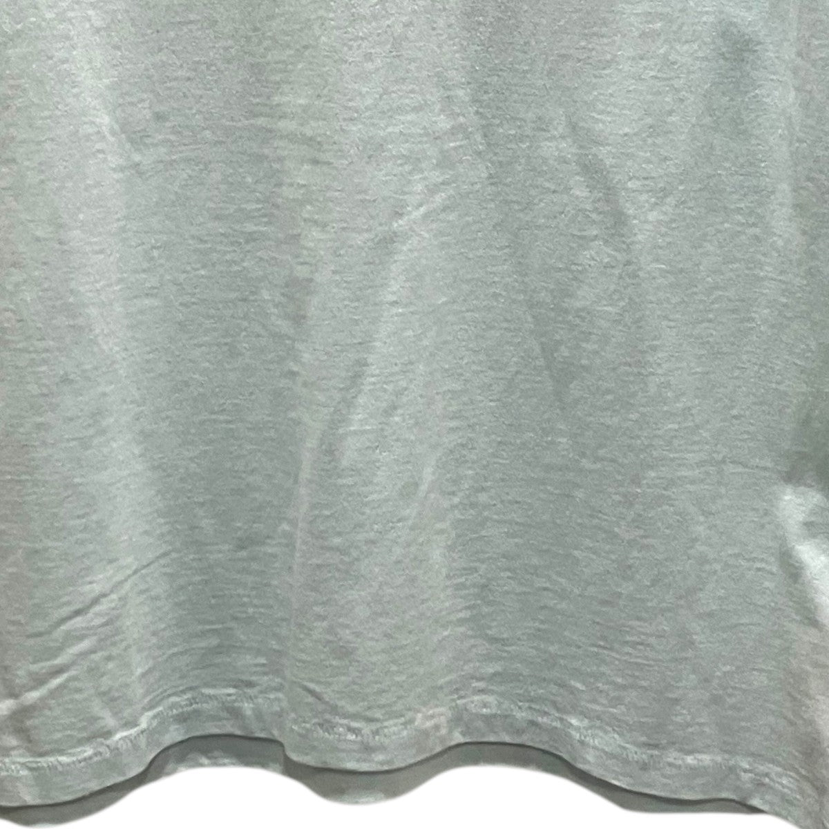 バックプリントTシャツ