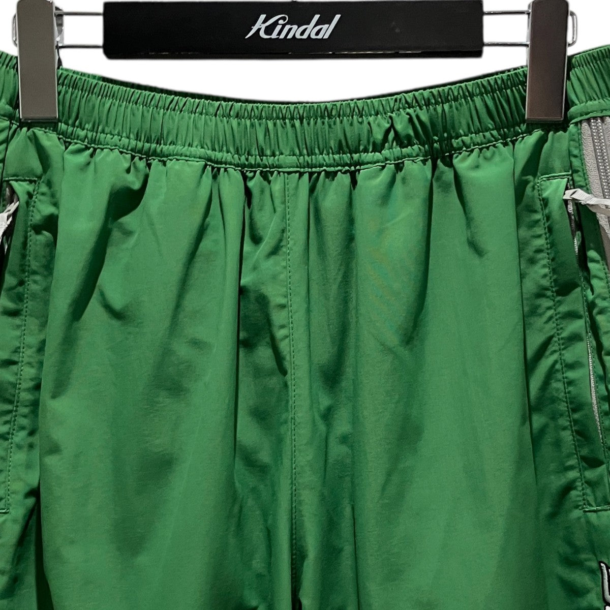 【Contrast Zip Warm Up Pant】ナイロンパンツ