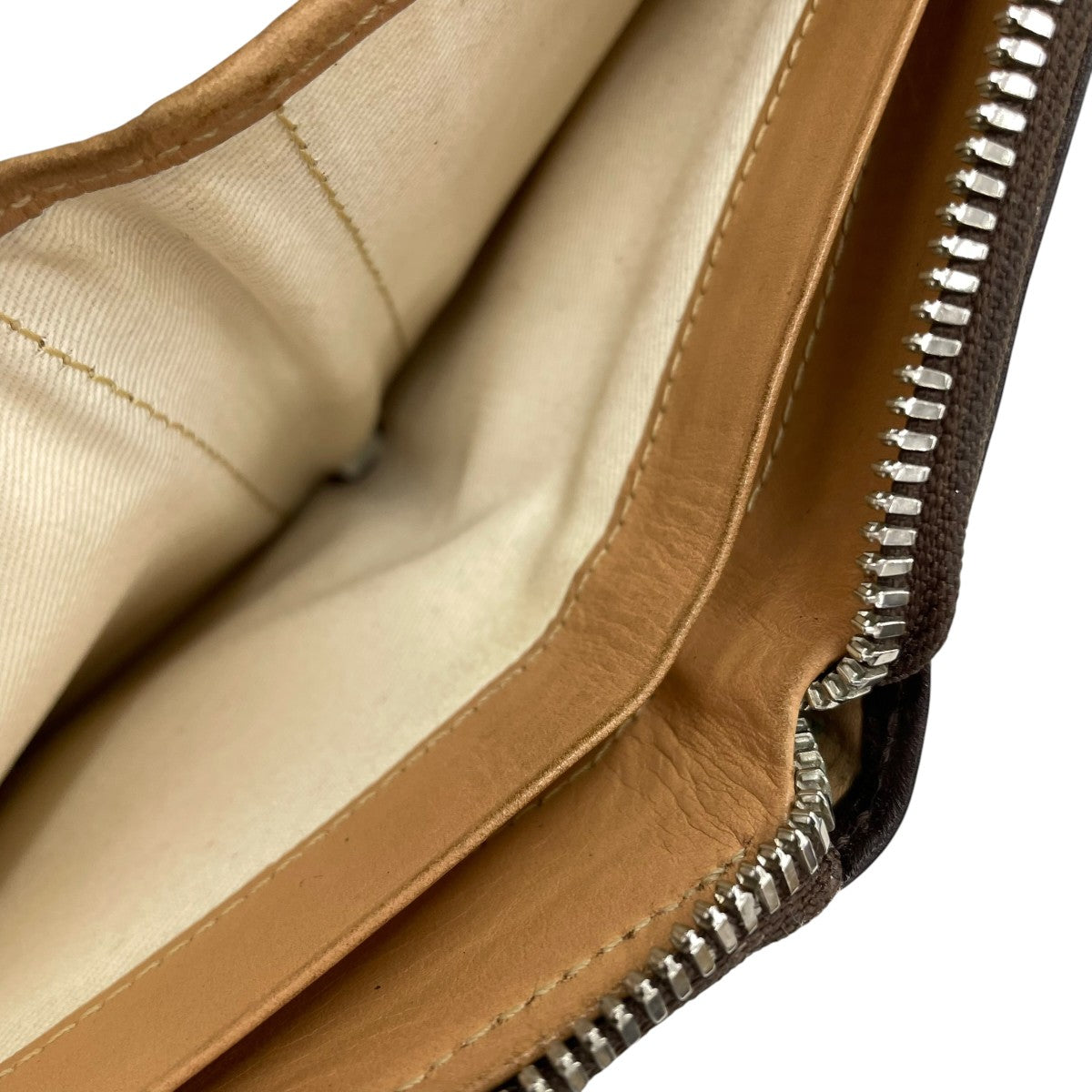 Hender Scheme(エンダースキーマ) Square Zip Purseラウンドジップ