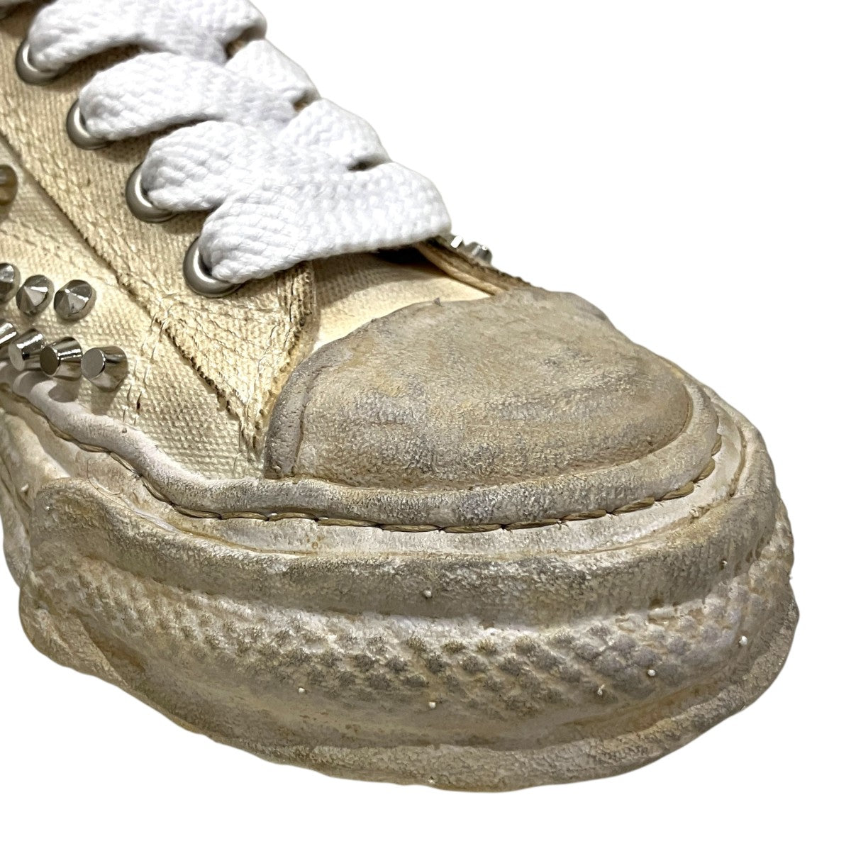 【Peterson 23 OG スタッズ スニーカー】ダットスニーカーA16FW736