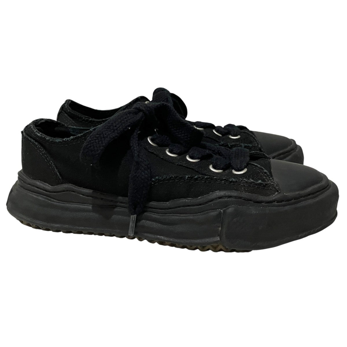 ローカットスニーカーA01FW702