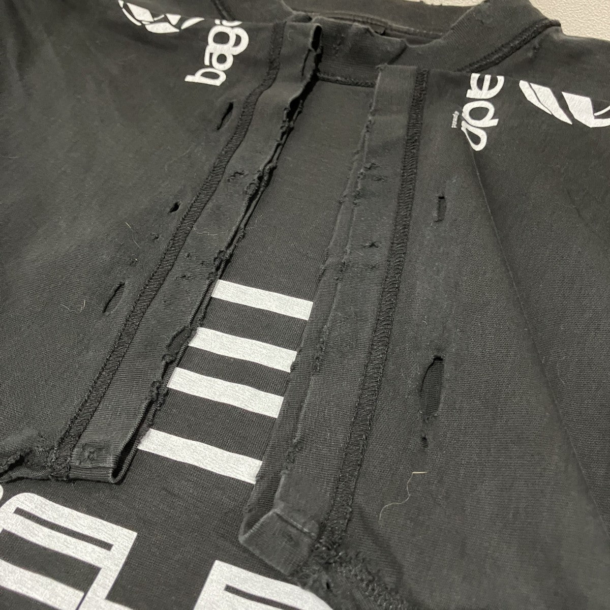 【AI-GENERATED INSIDE-OUT】半袖Tシャツ787358 TQVG1