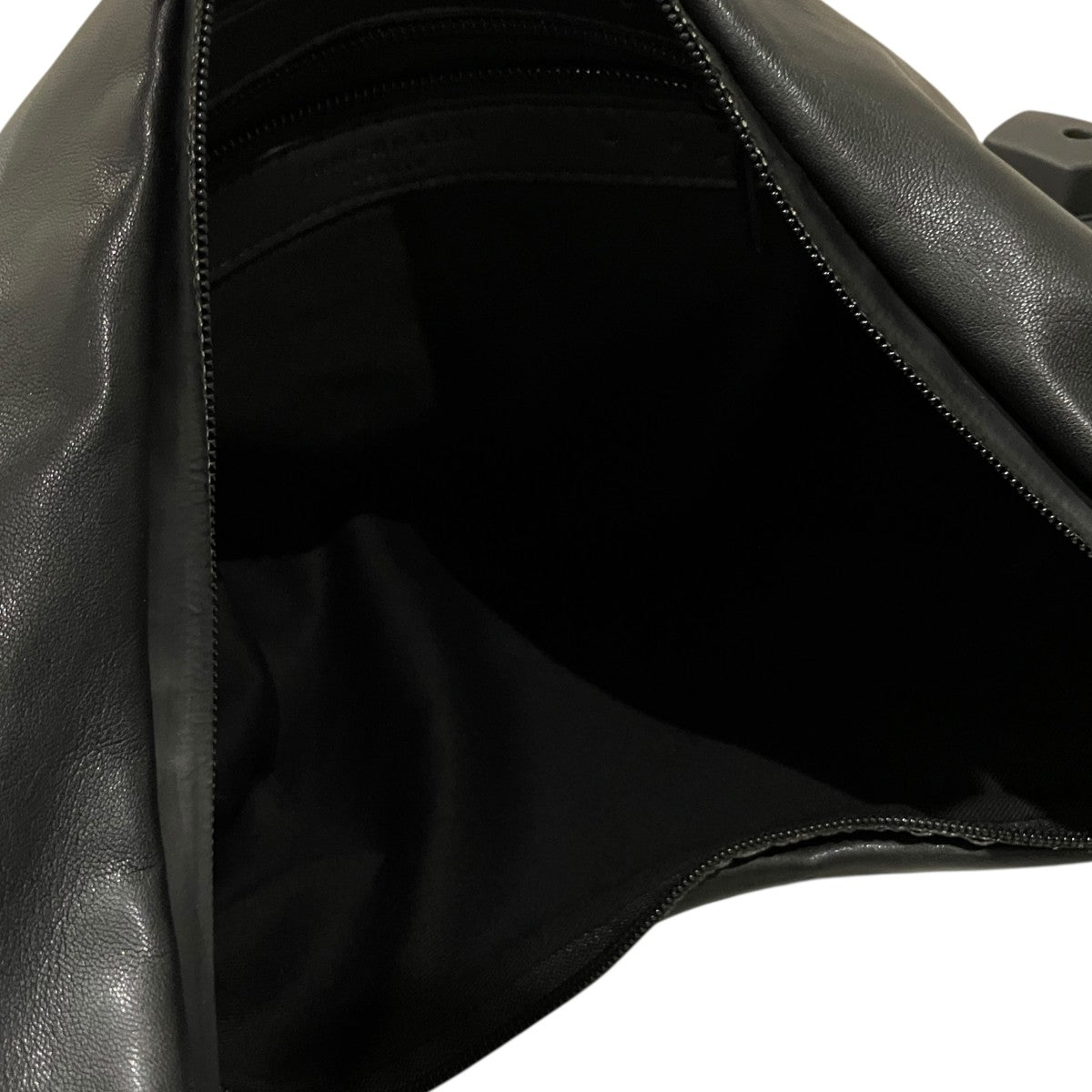 【Module M03 Half Moon Bag】ショルダーバッグ