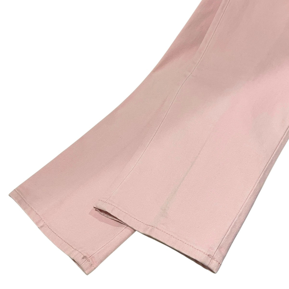【PLEATED DENIM TROUSERS】デニムパンツ
