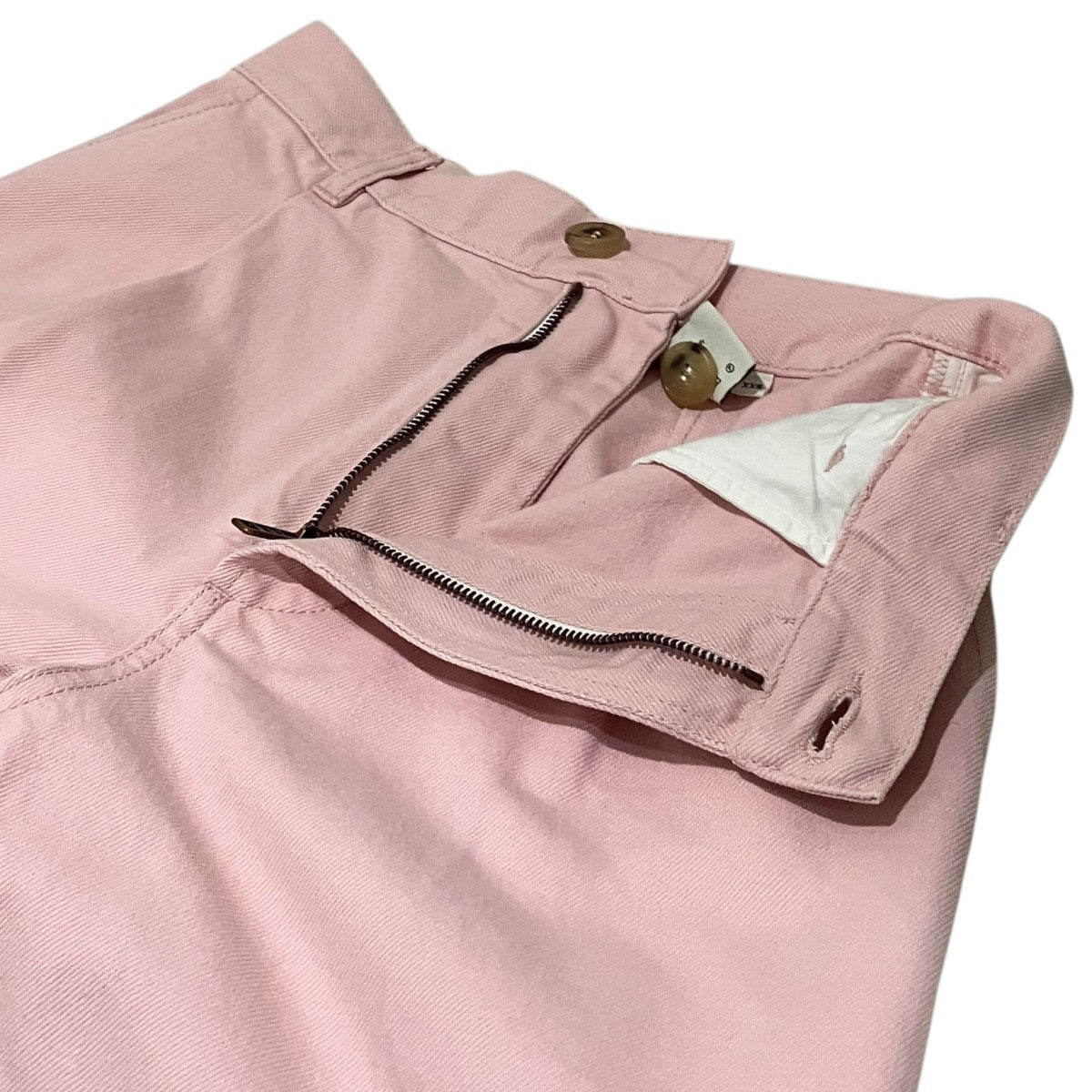 【PLEATED DENIM TROUSERS】デニムパンツ