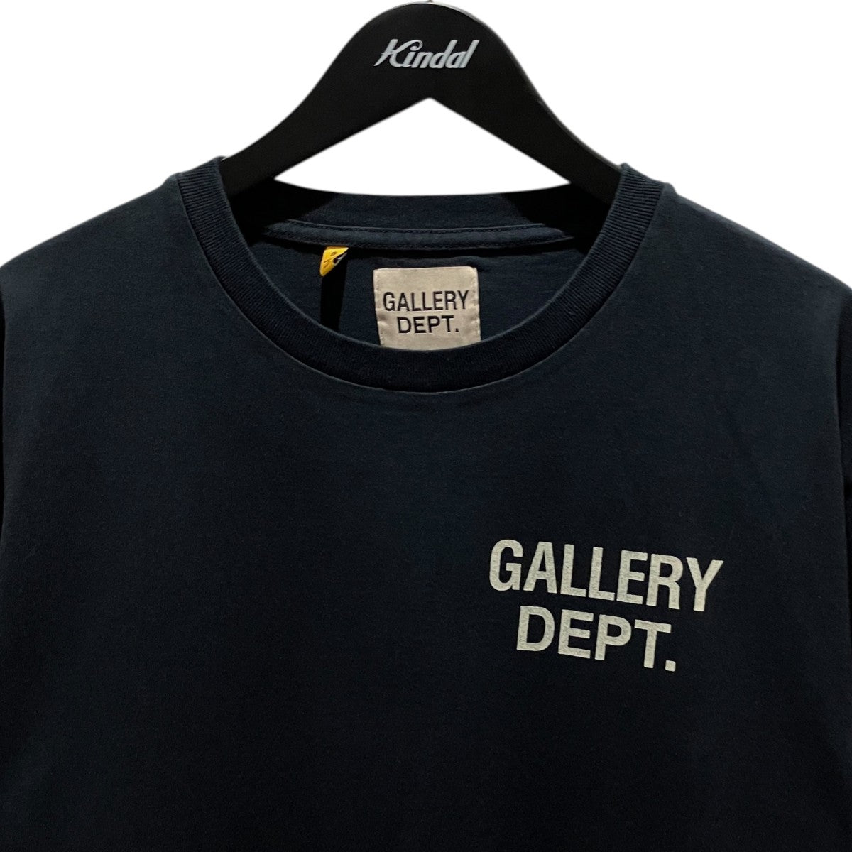 ロゴTシャツ
