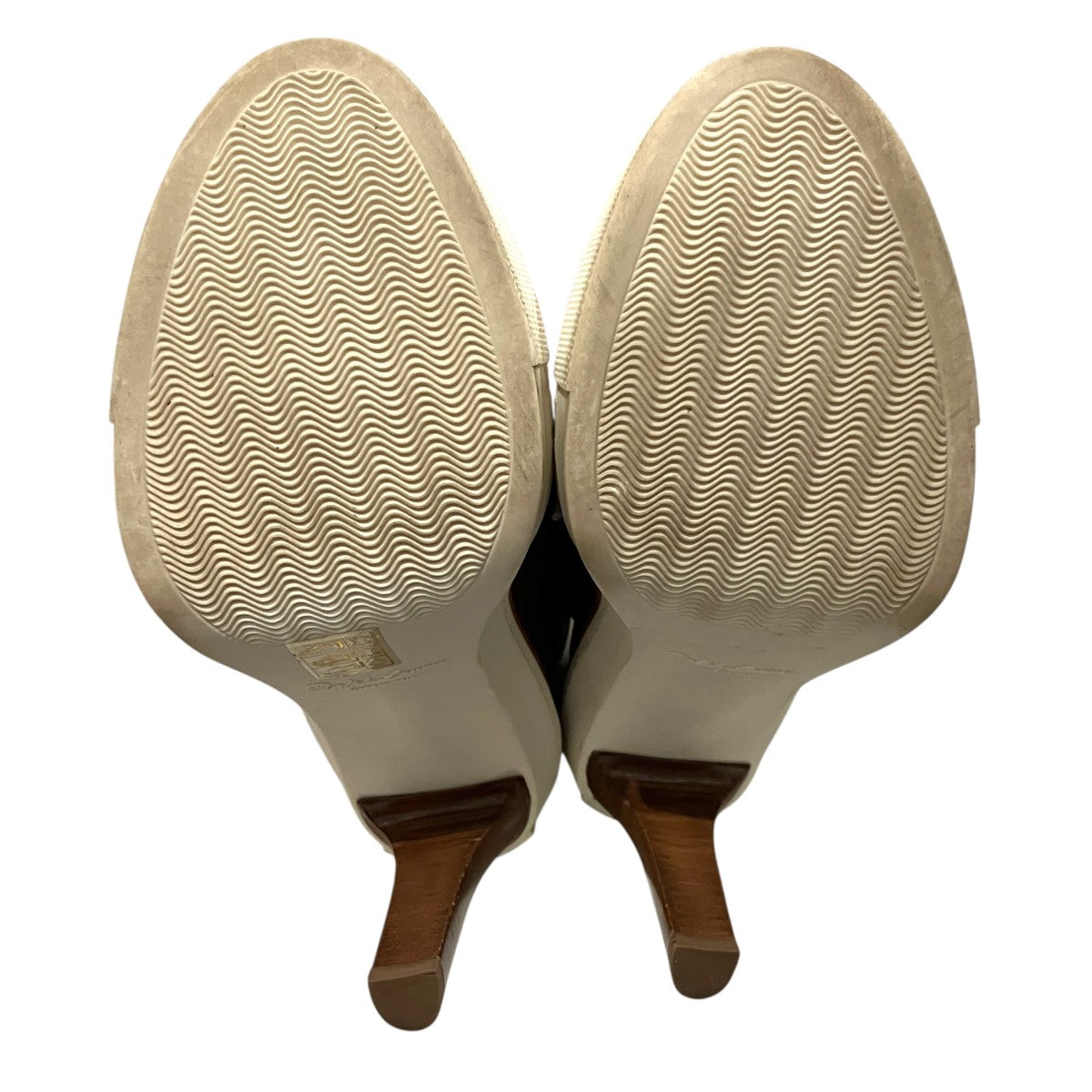 【Raelyn Calfskin Sneaker】ヒールスニーカー818967