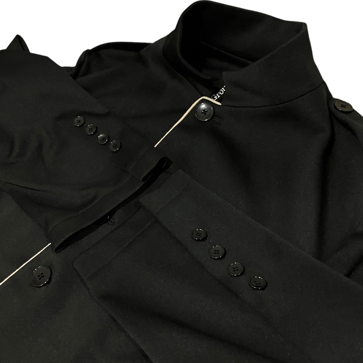 25SS【SMOOTH PIPING SHORT JACKET】マルチボタンジャケットGP-J29-900