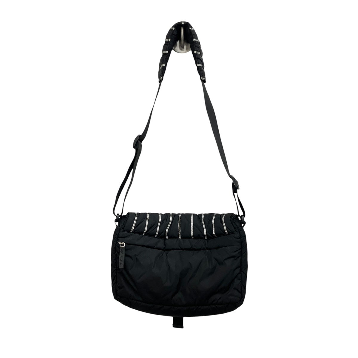 CHANEL(シャネル) ナイロンメッセンジャーバッグA32807 A32807 108