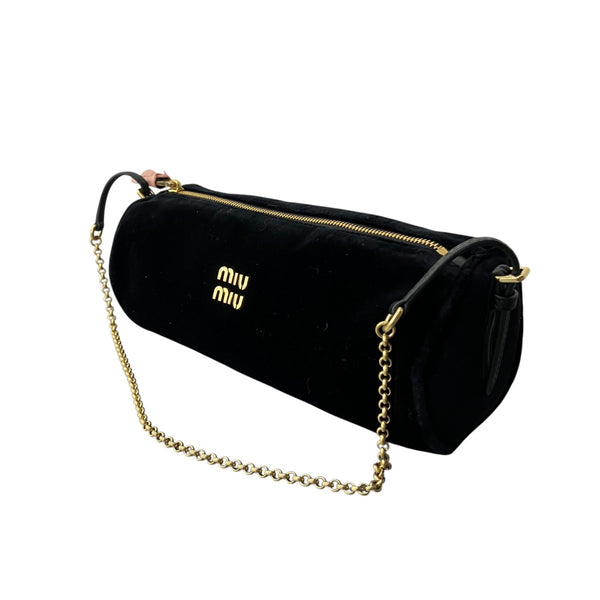 極美品♡miumiu ベルベットポーチ 8042000971630_1_grande.jpg?v=