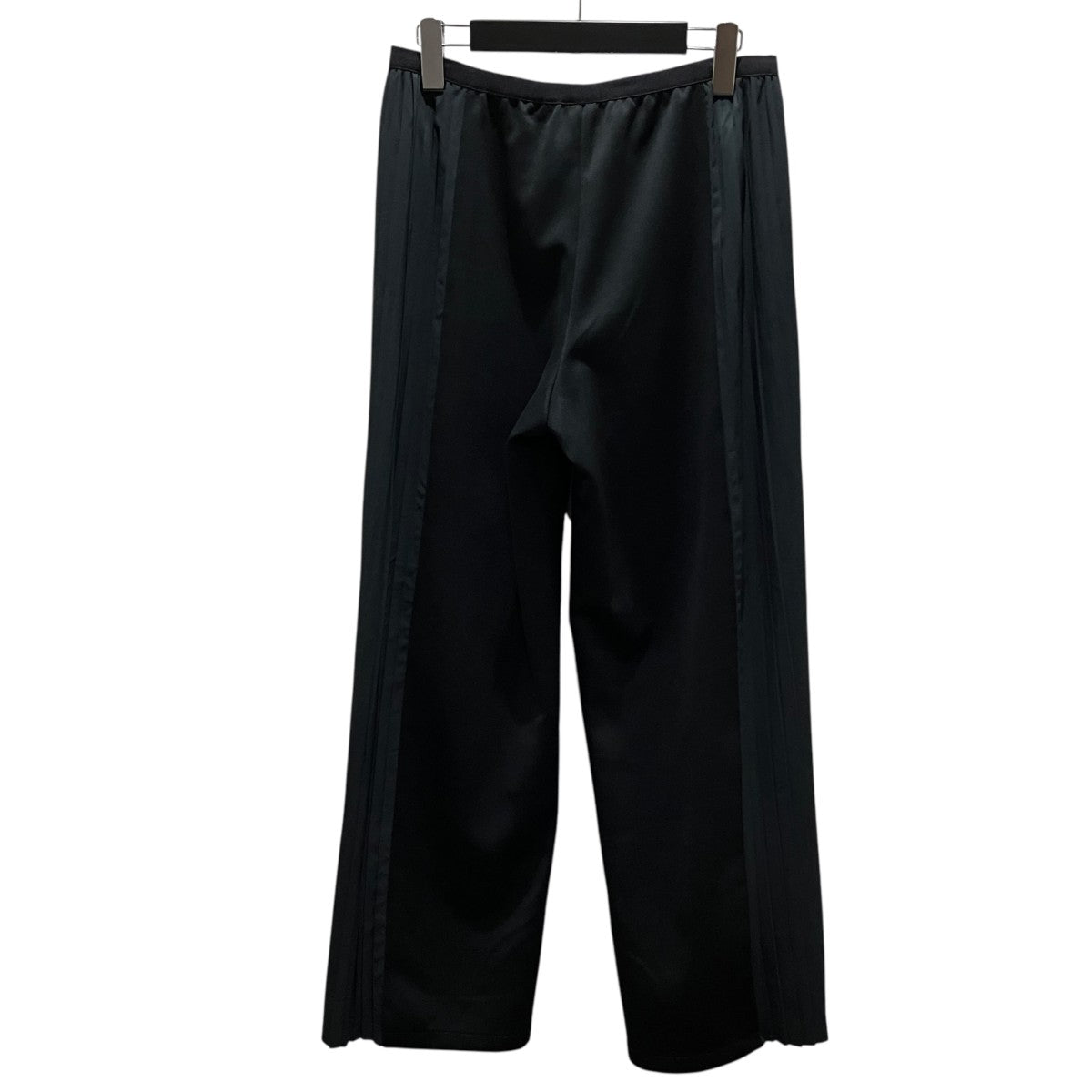 【WMNS NSW PLEATED PANT】トラックパンツIM7460-010