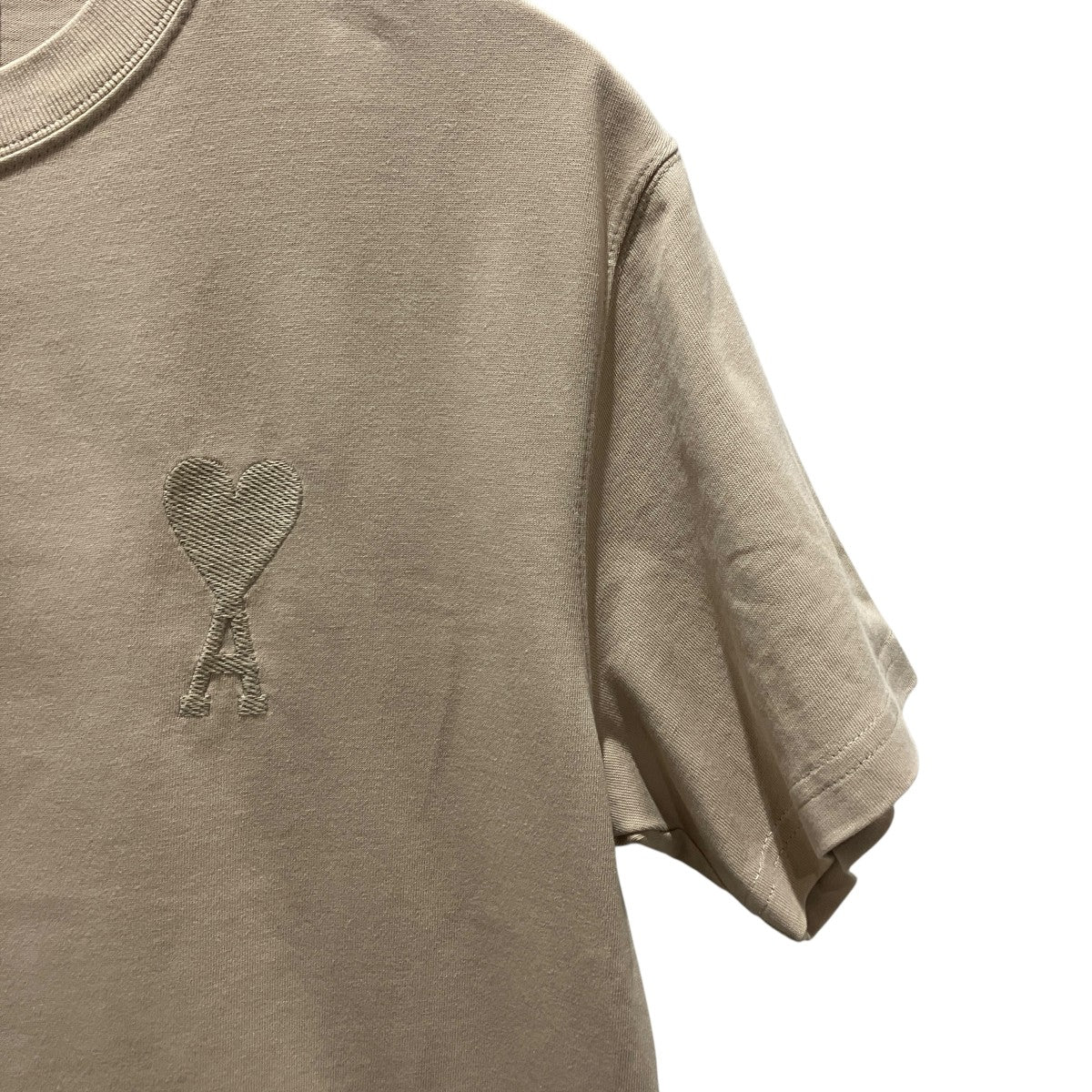 胸刺繍TシャツE22UTS002