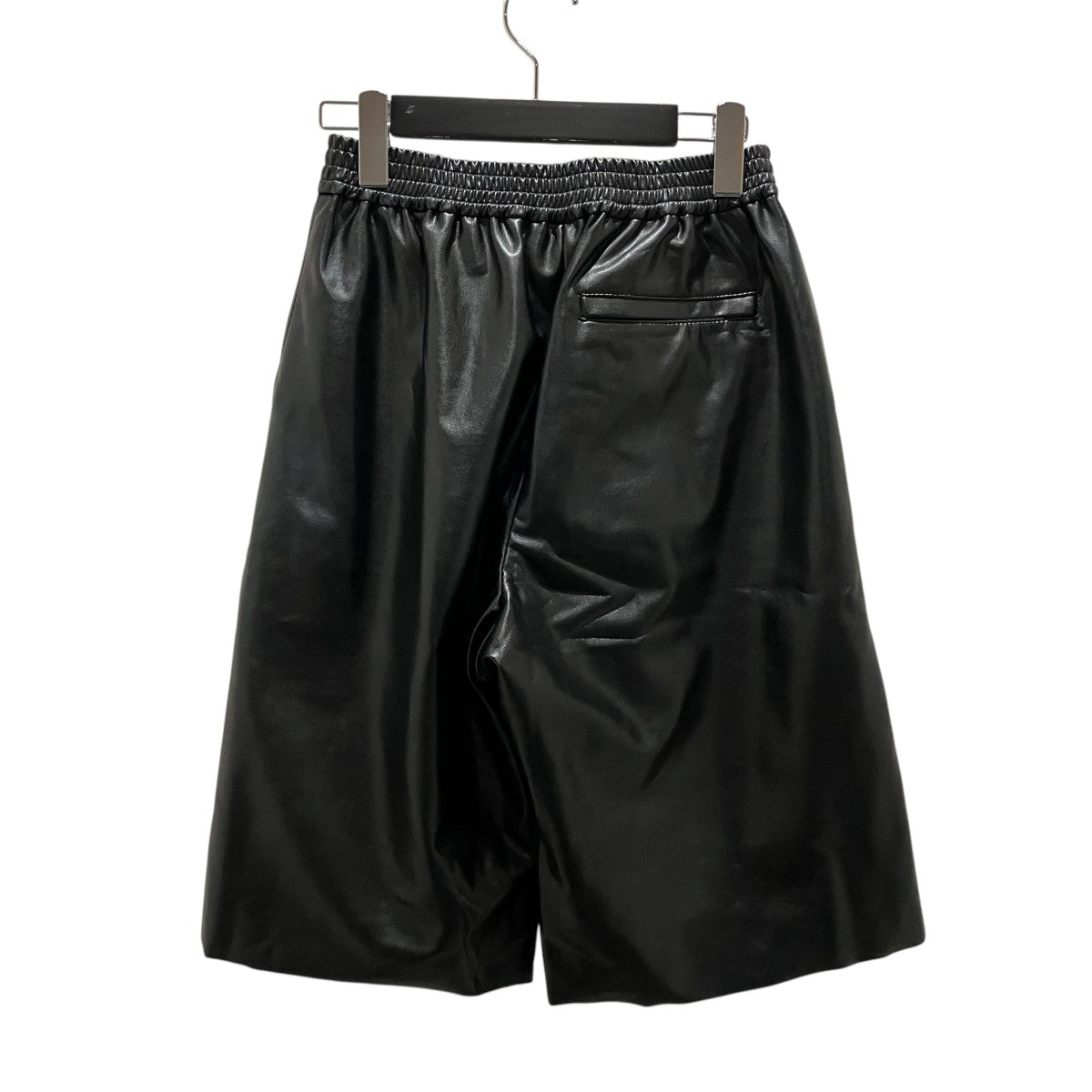 フェイクレザーショートパンツ251-13324