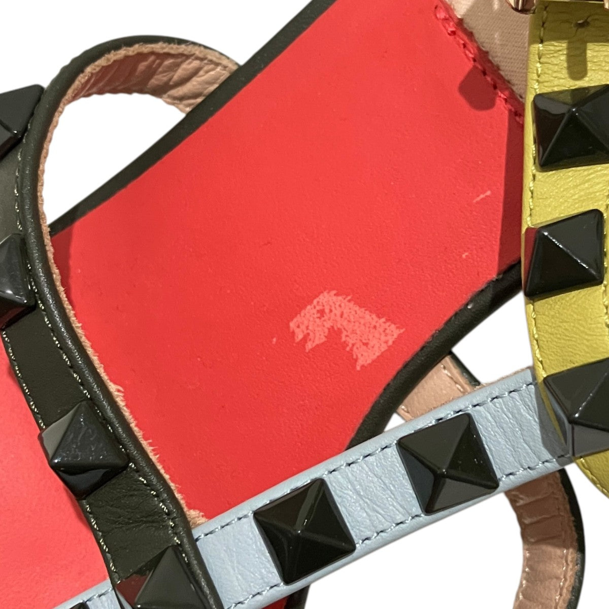 VALENTINO GARAVANI ロックスタッズサンダル 古着・中古-8枚目のアイテム画像