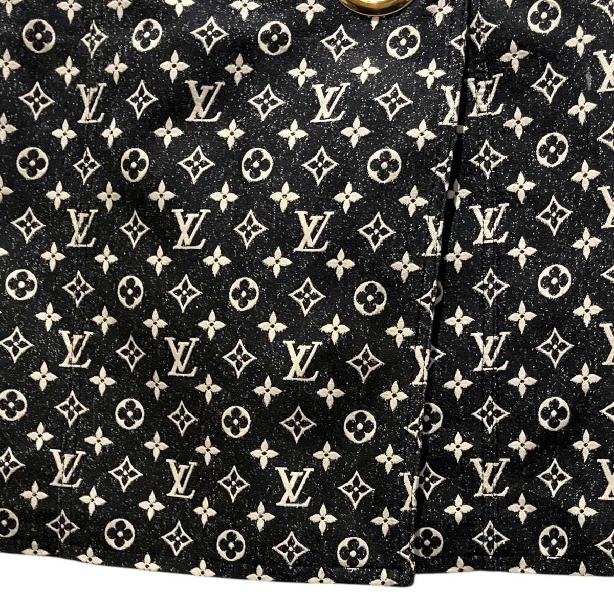 LOUIS VUITTON 23SSモノグラム巻きスカートRW231A KJ2 FOSK69 古着・中古-4枚目のアイテム画像