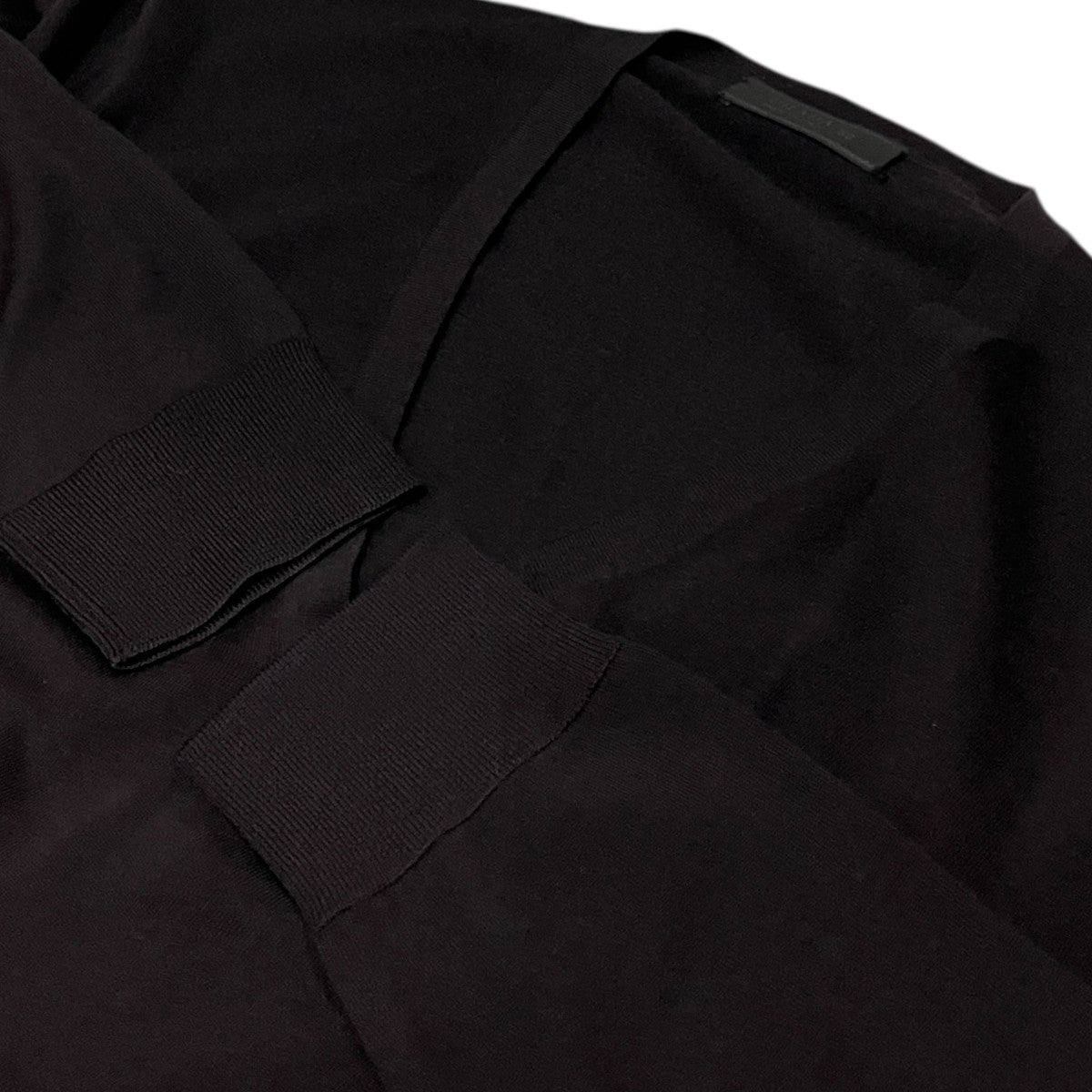 PRADA VネックニットUMM985 古着・中古-5枚目のアイテム画像
