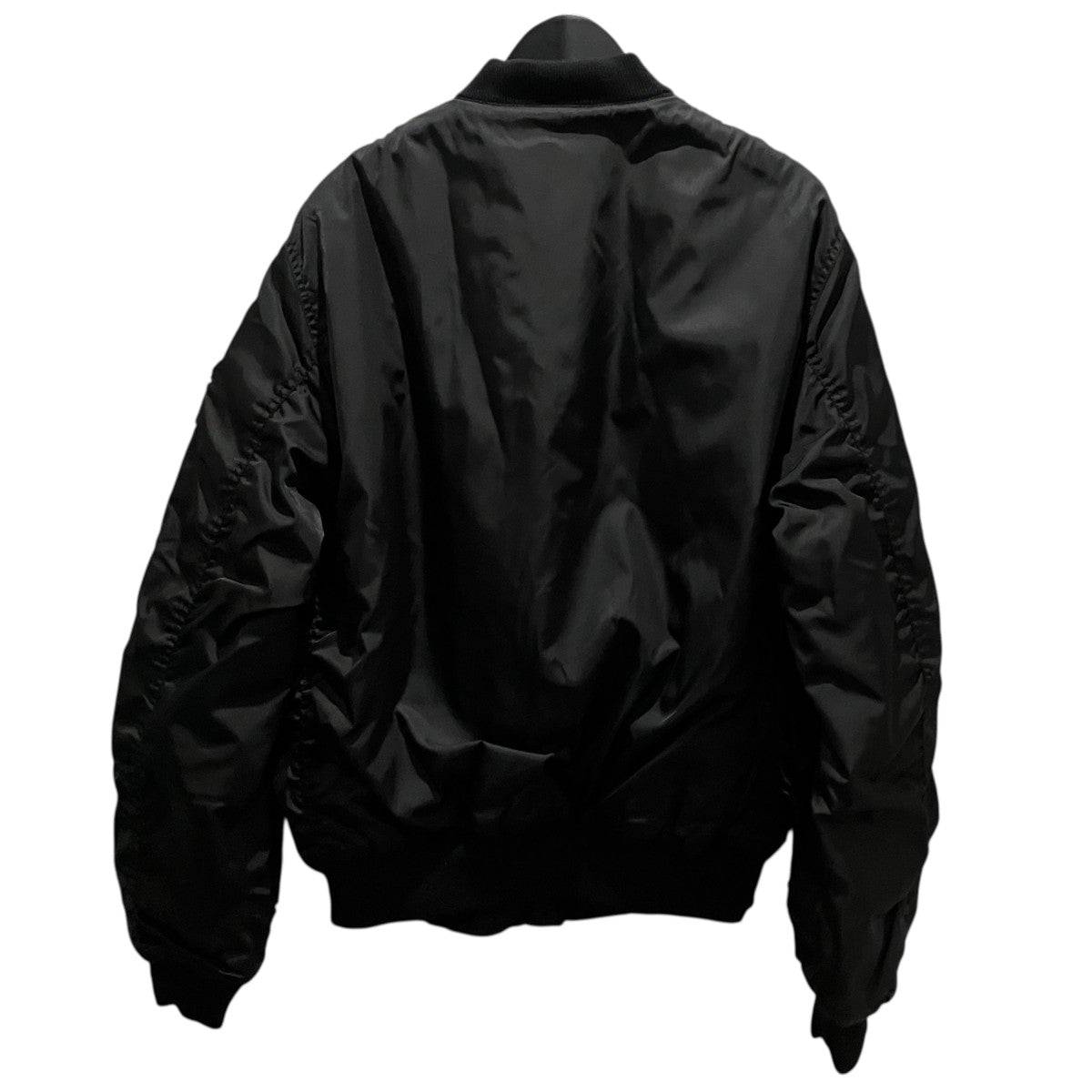 PRADA ナイロンボンバージャケットUGW360 古着・中古-2枚目のアイテム画像